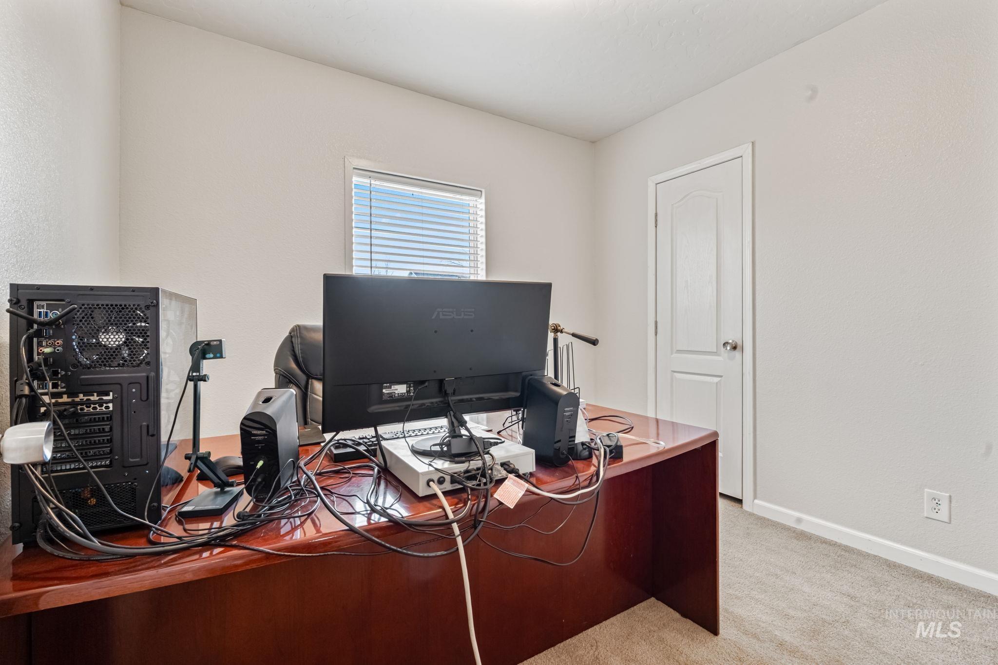 1700 SW Lilac Dr, Mountain Home, Idaho 83647, 3 Bedrooms, 2 Bathrooms, Residential For Sale, Price $90,000, 98976686