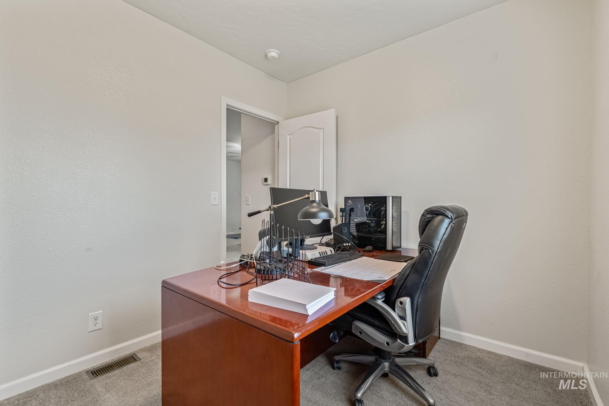 1700 SW Lilac Dr, Mountain Home, Idaho 83647, 3 Bedrooms, 2 Bathrooms, Residential For Sale, Price $90,000, 98976686