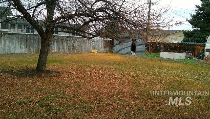 1205 Lawndale Dr., Twin Falls, Idaho 83301, 3 Bedrooms, 1.5 Bathrooms, Residential For Sale, Price $309,900, 98976689