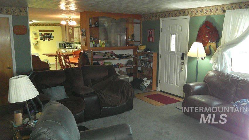 1205 Lawndale Dr., Twin Falls, Idaho 83301, 3 Bedrooms, 1.5 Bathrooms, Residential For Sale, Price $309,900, 98976689