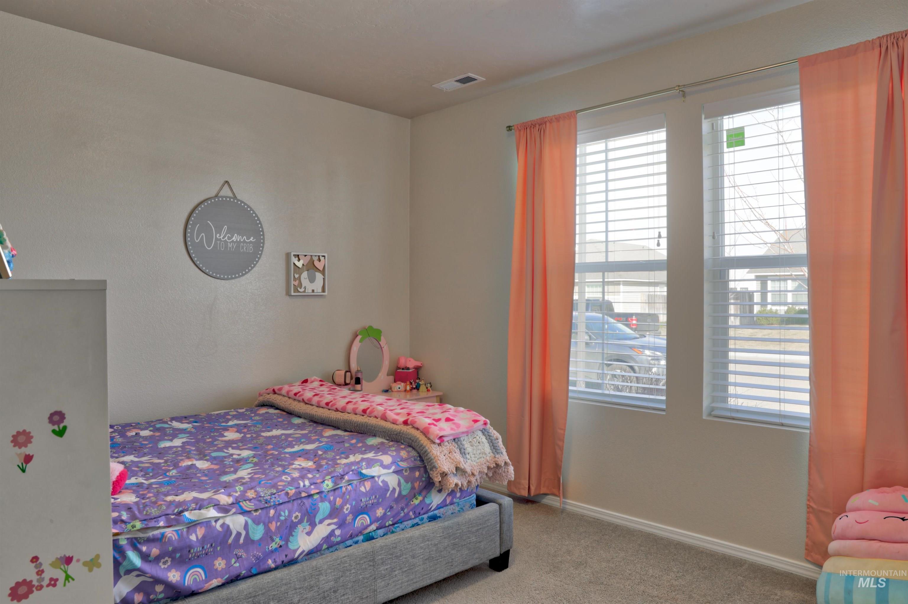 11833 Montpelier, Caldwell, Idaho 83607, 3 Bedrooms, 2 Bathrooms, Residential For Sale, Price $369,900,MLS 98976690