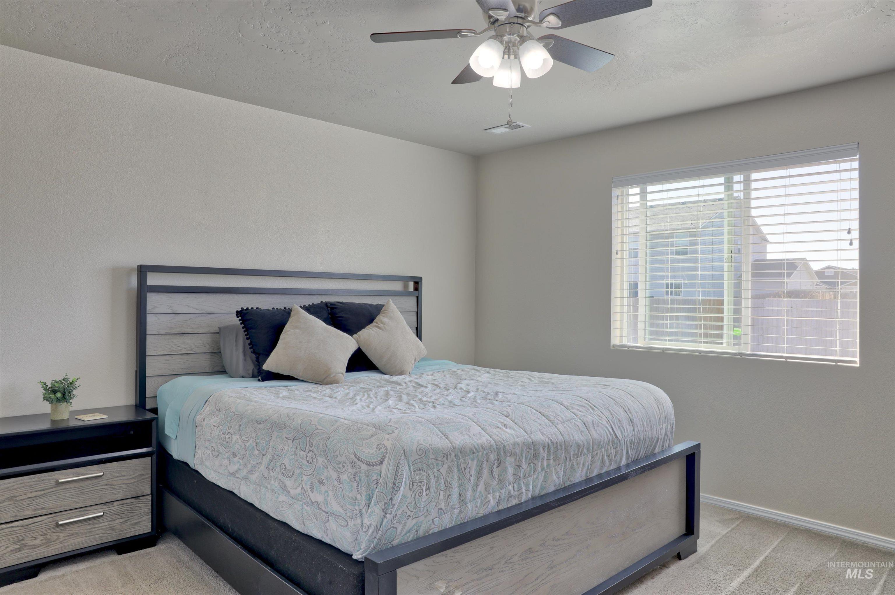 11833 Montpelier, Caldwell, Idaho 83607, 3 Bedrooms, 2 Bathrooms, Residential For Sale, Price $369,900,MLS 98976690