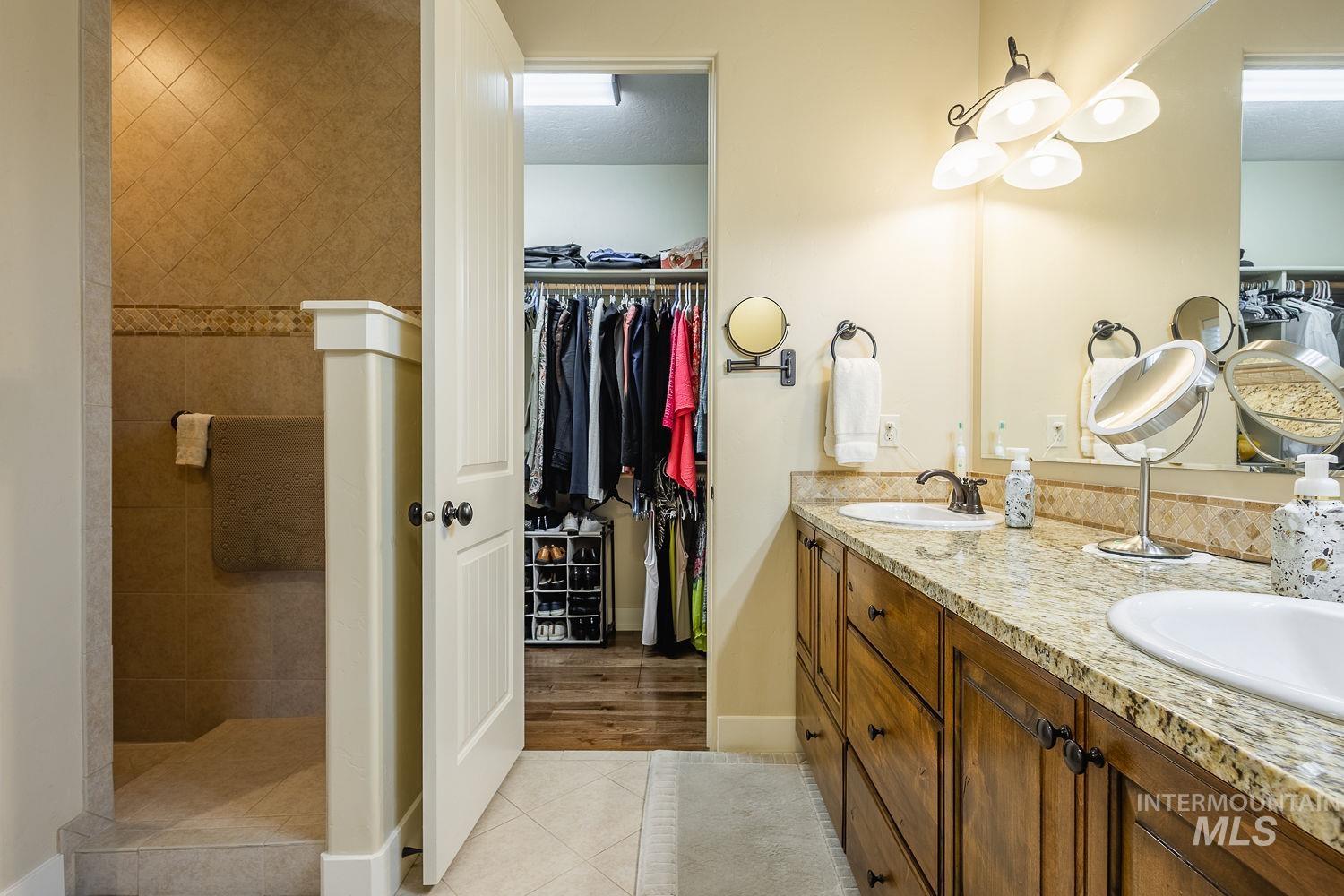 178 E. Rio Colinas Dr., Meridian, Idaho 83646, 4 Bedrooms, 2 Bathrooms, Residential For Sale, Price $665,000, 98976696