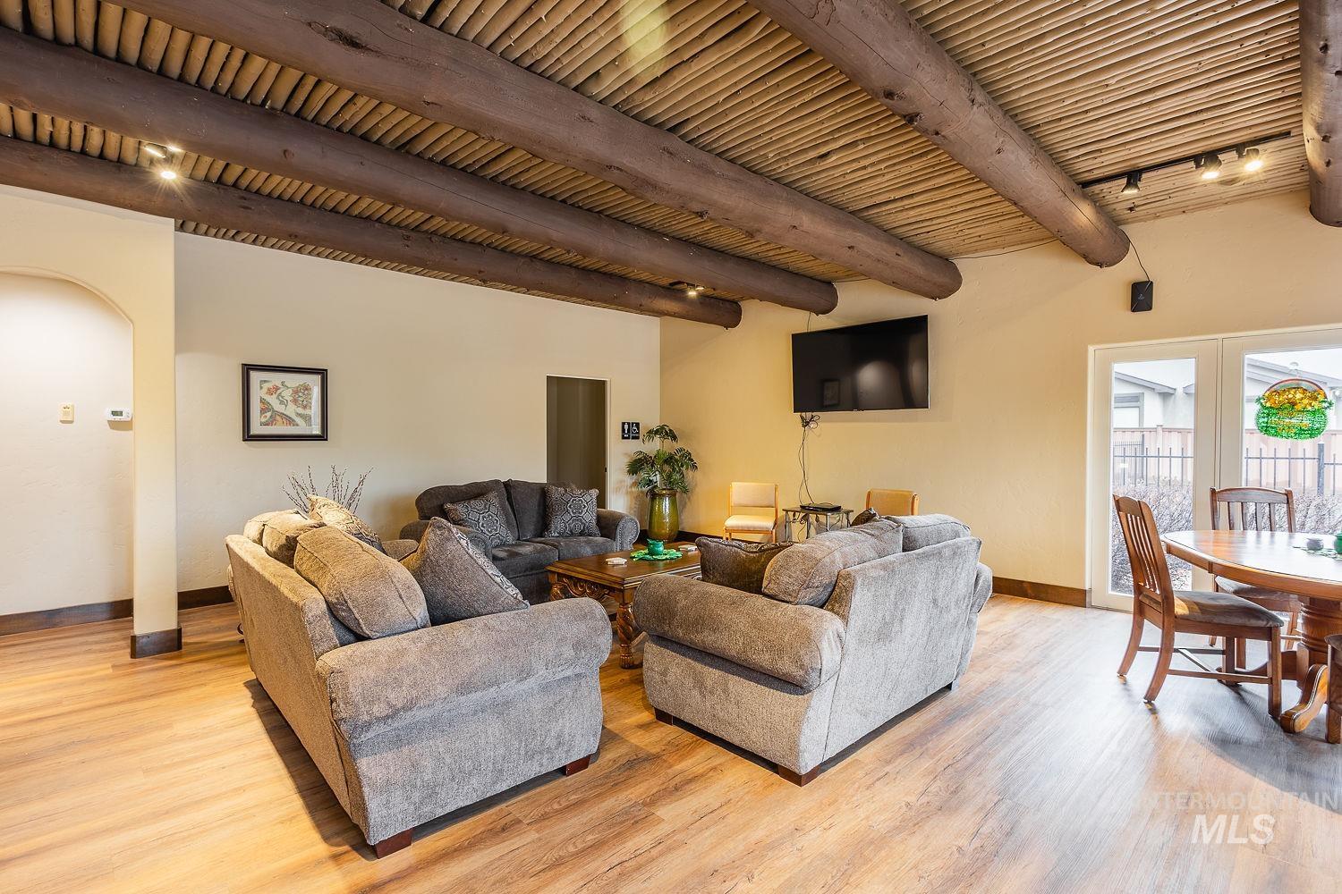 178 E. Rio Colinas Dr., Meridian, Idaho 83646, 4 Bedrooms, 2 Bathrooms, Residential For Sale, Price $665,000, 98976696