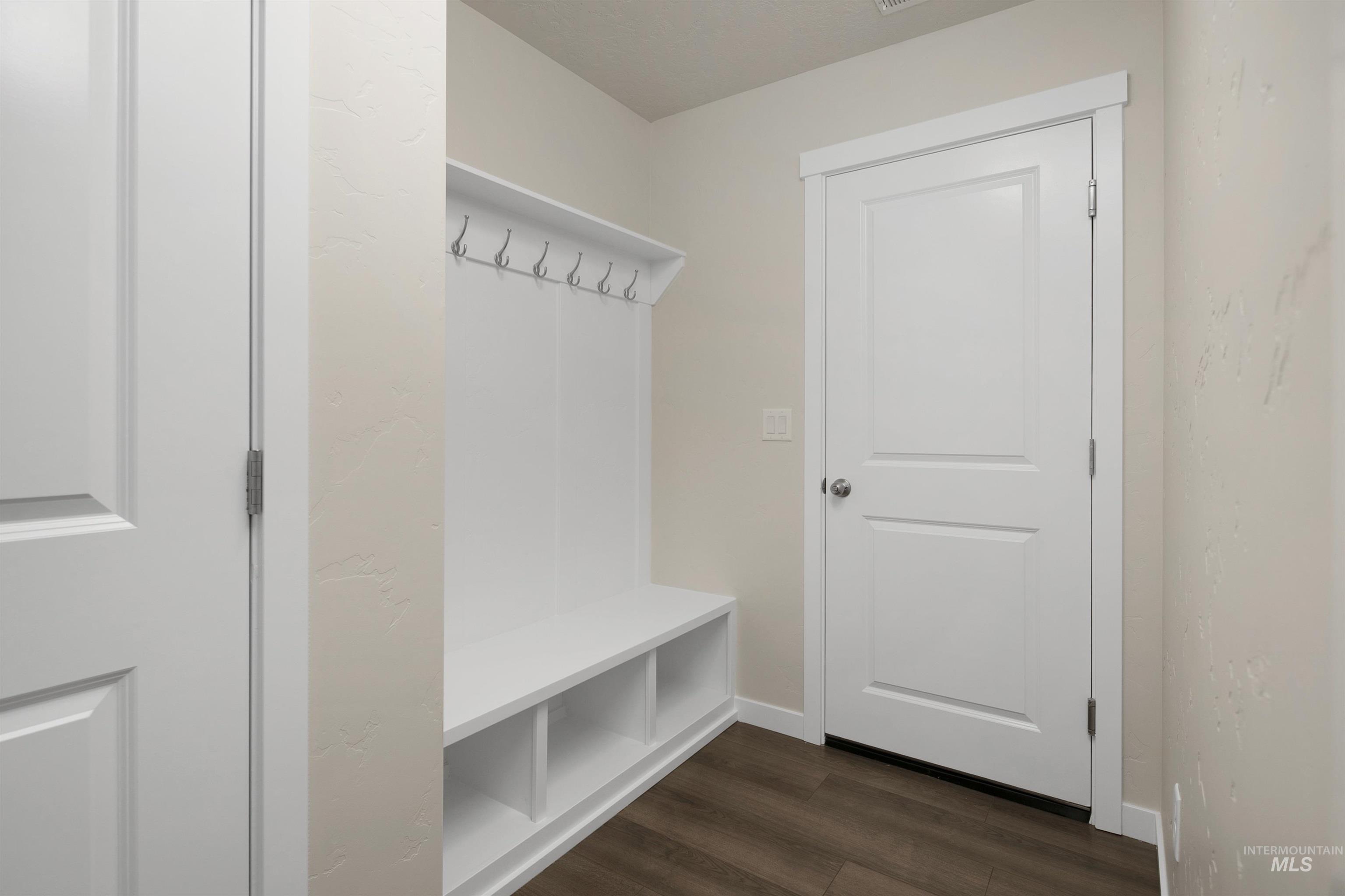 7651 E Meriwether Dr, Nampa, Idaho 83687, 3 Bedrooms, 2.5 Bathrooms, Residential For Sale, Price $436,990, 98976697