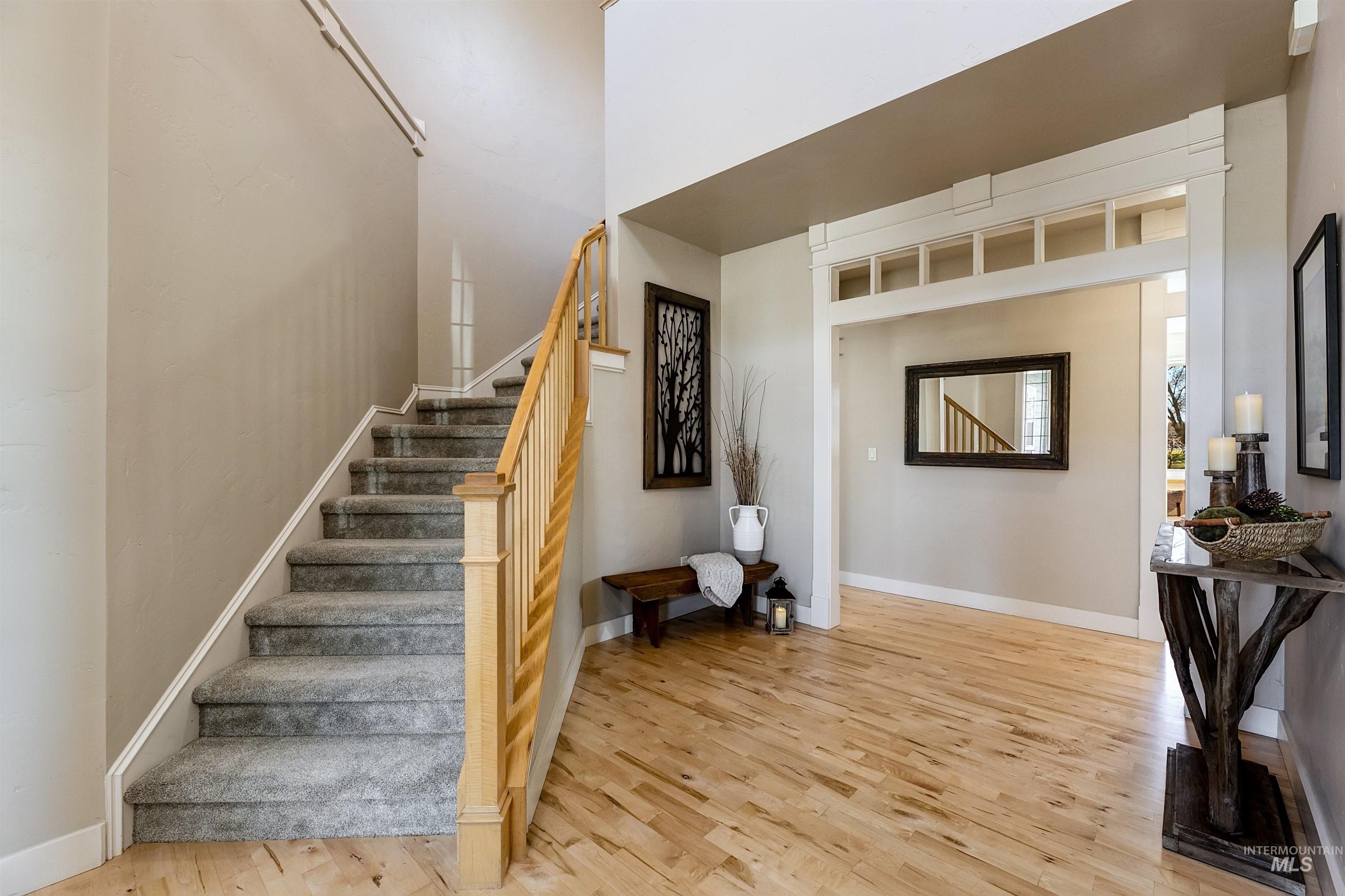 1962 N Spring Hollow Place, Star, Idaho 83669, 4 Bedrooms, 3.5 Bathrooms, Residential For Sale, Price $1,019,300,MLS 98976698