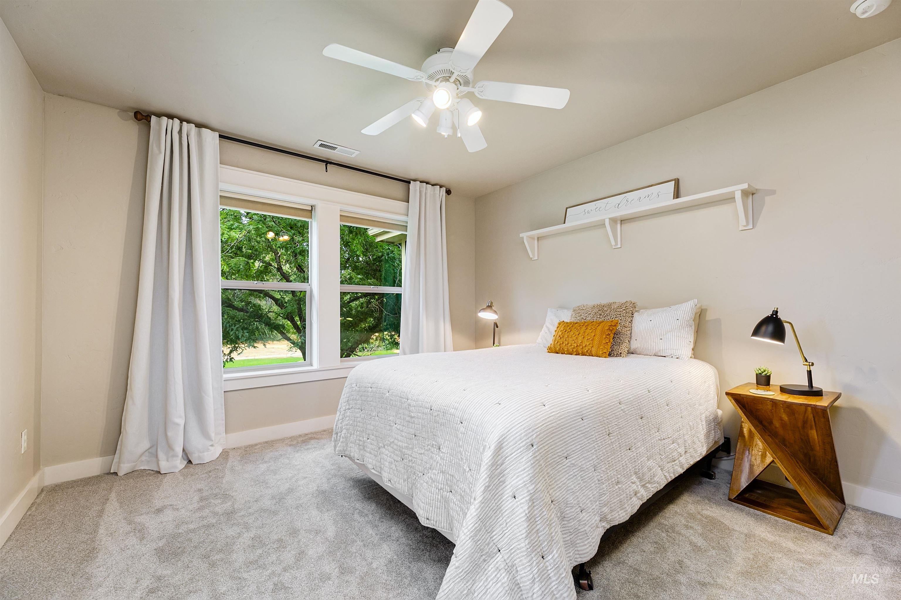 1962 N Spring Hollow Place, Star, Idaho 83669, 4 Bedrooms, 3.5 Bathrooms, Residential For Sale, Price $1,019,300,MLS 98976698