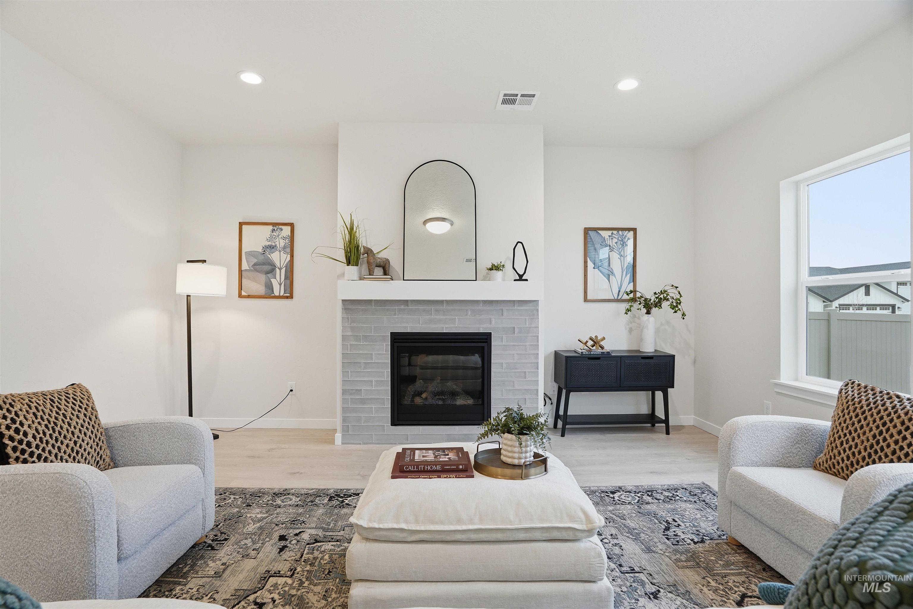 7663 E Meriwether Dr, Nampa, Idaho 83687, 4 Bedrooms, 2.5 Bathrooms, Residential For Sale, Price $476,990, 98976699