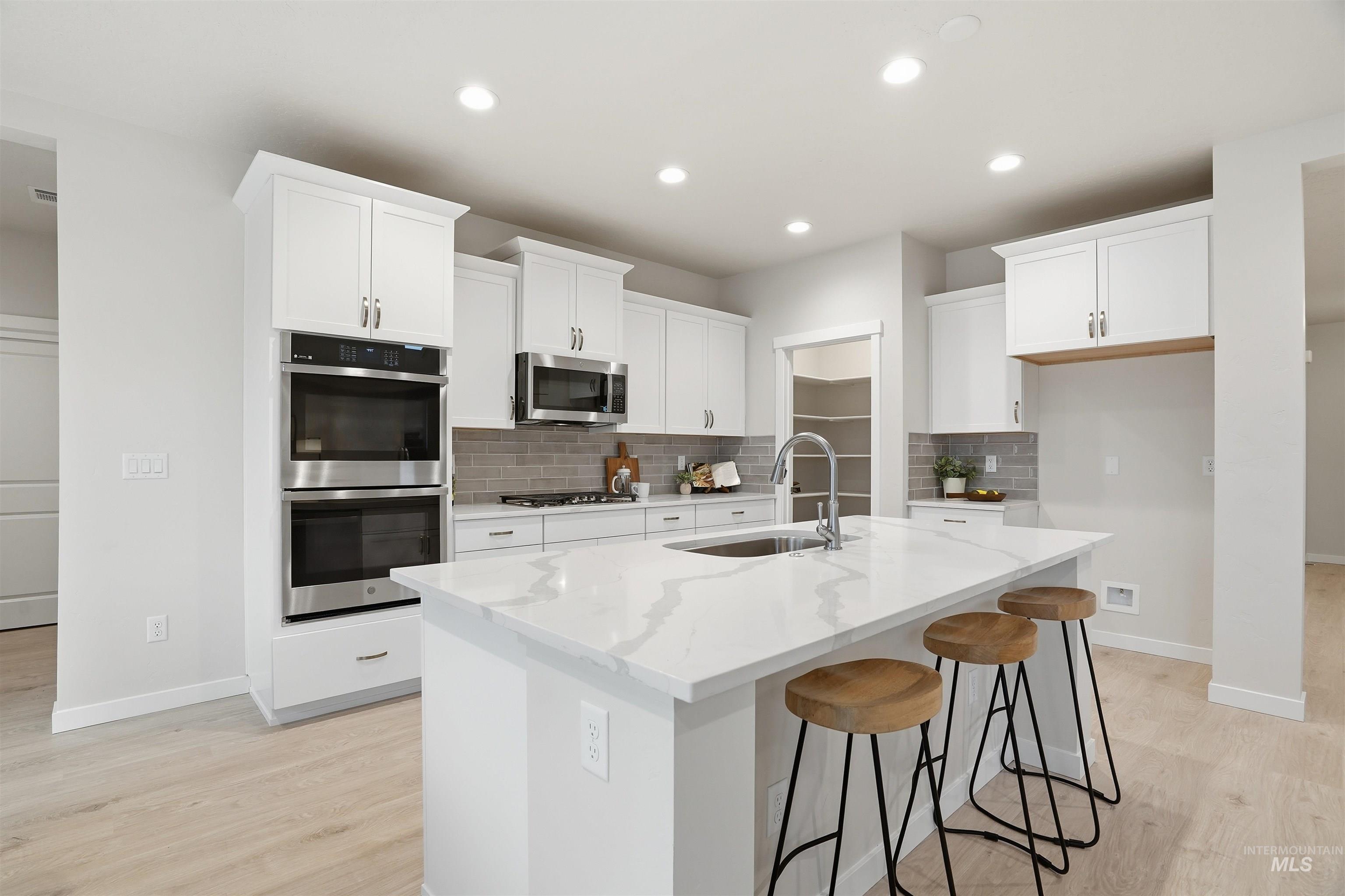 7663 E Meriwether Dr, Nampa, Idaho 83687, 4 Bedrooms, 2.5 Bathrooms, Residential For Sale, Price $476,990, 98976699