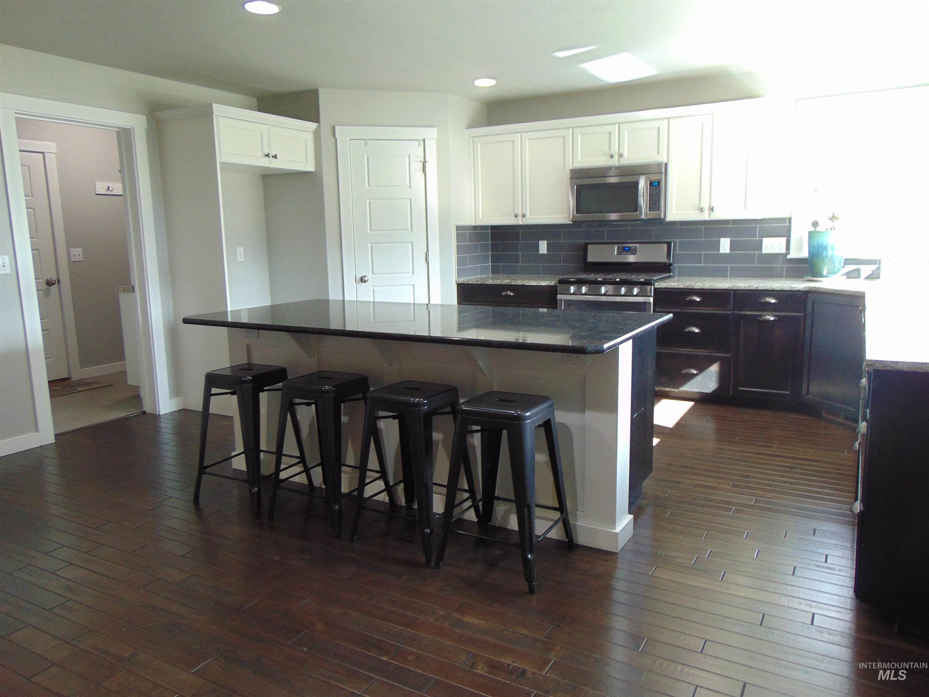 983 South Street, Vale, Oregon 97918, 4 Bedrooms, 2.5 Bathrooms, Residential For Sale, Price $524,900,MLS 98976701