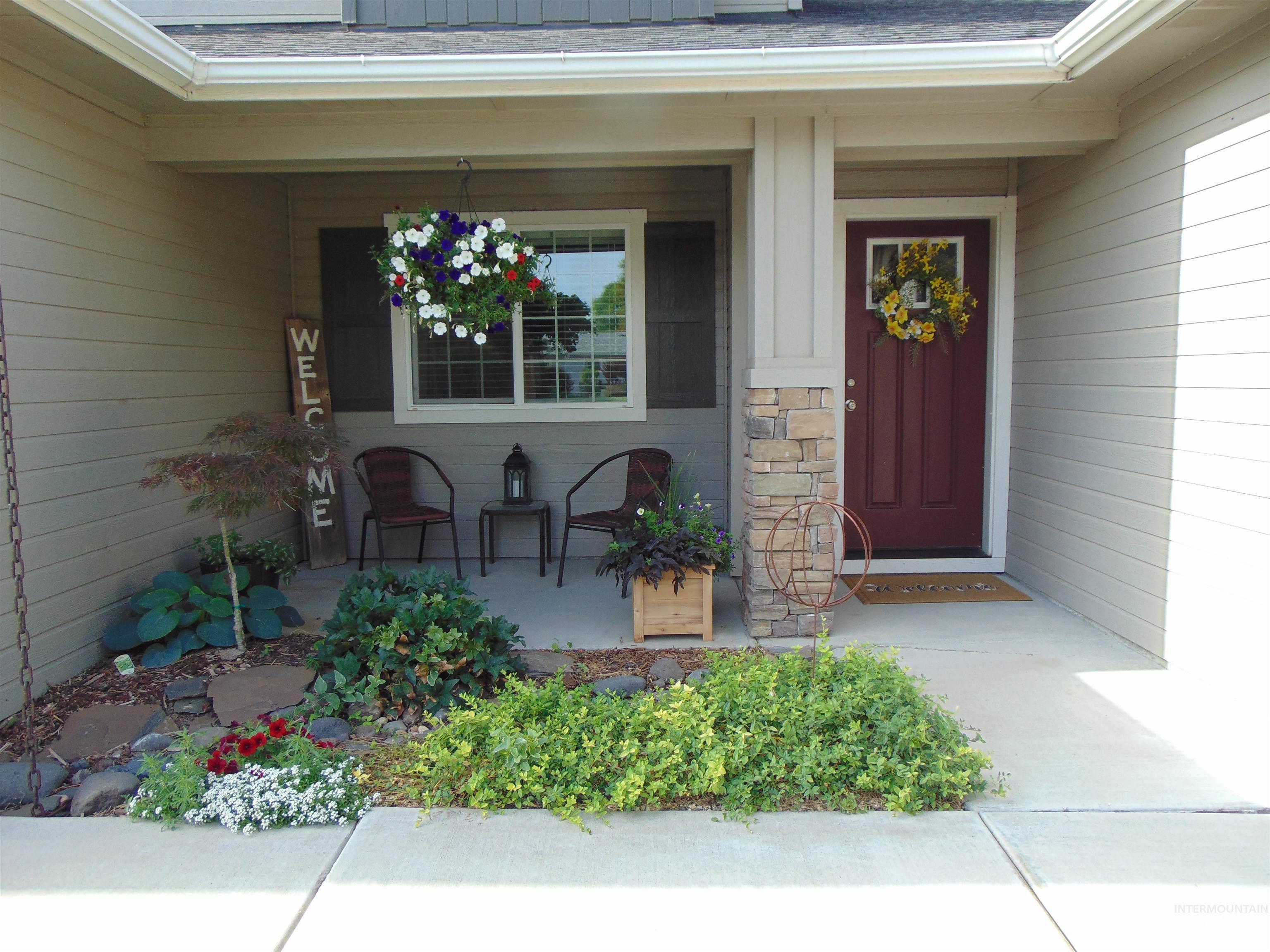 983 South Street, Vale, Oregon 97918, 4 Bedrooms, 2.5 Bathrooms, Residential For Sale, Price $524,900, 98976701