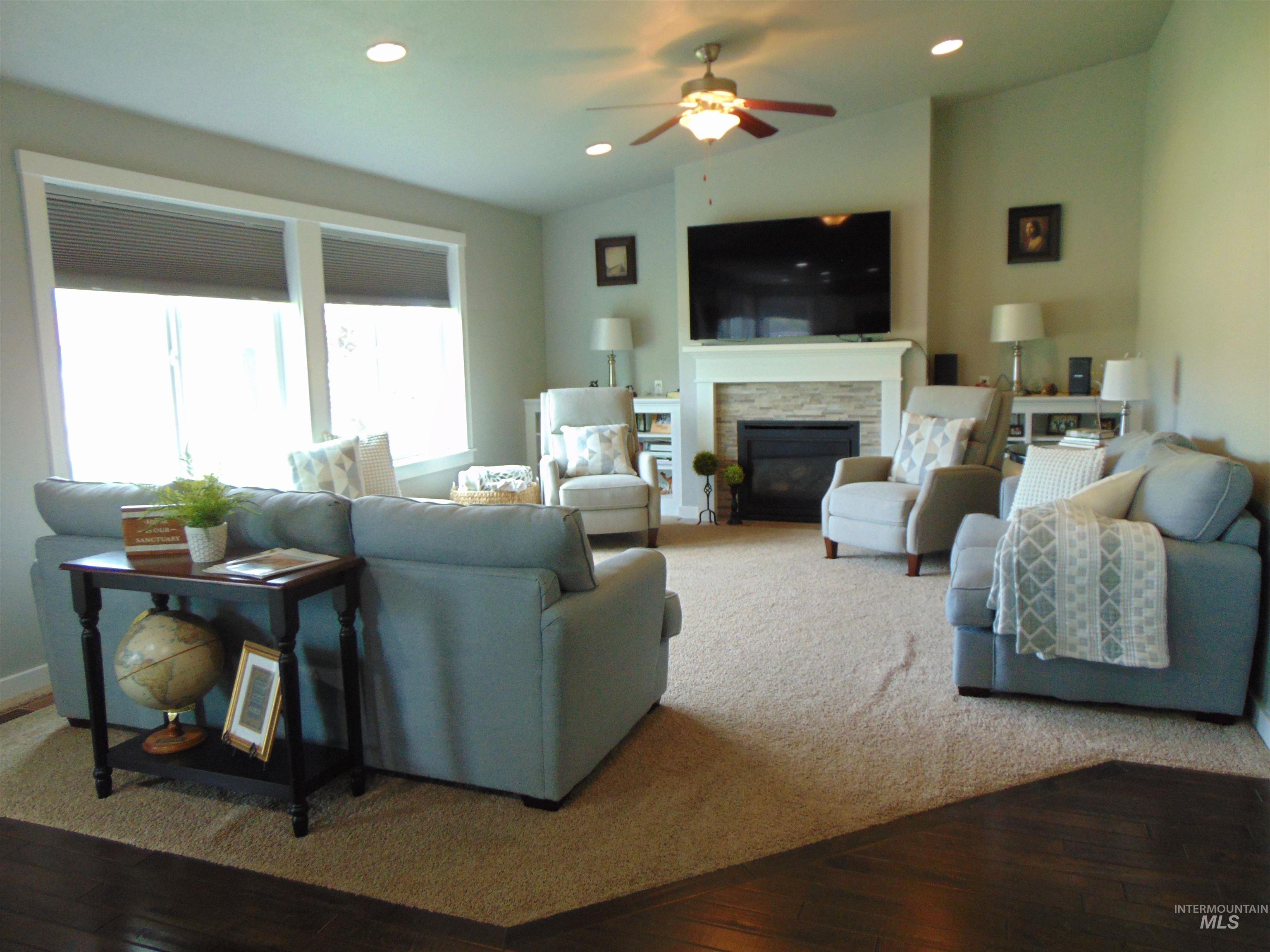 983 South Street, Vale, Oregon 97918, 4 Bedrooms, 2.5 Bathrooms, Residential For Sale, Price $524,900, 98976701