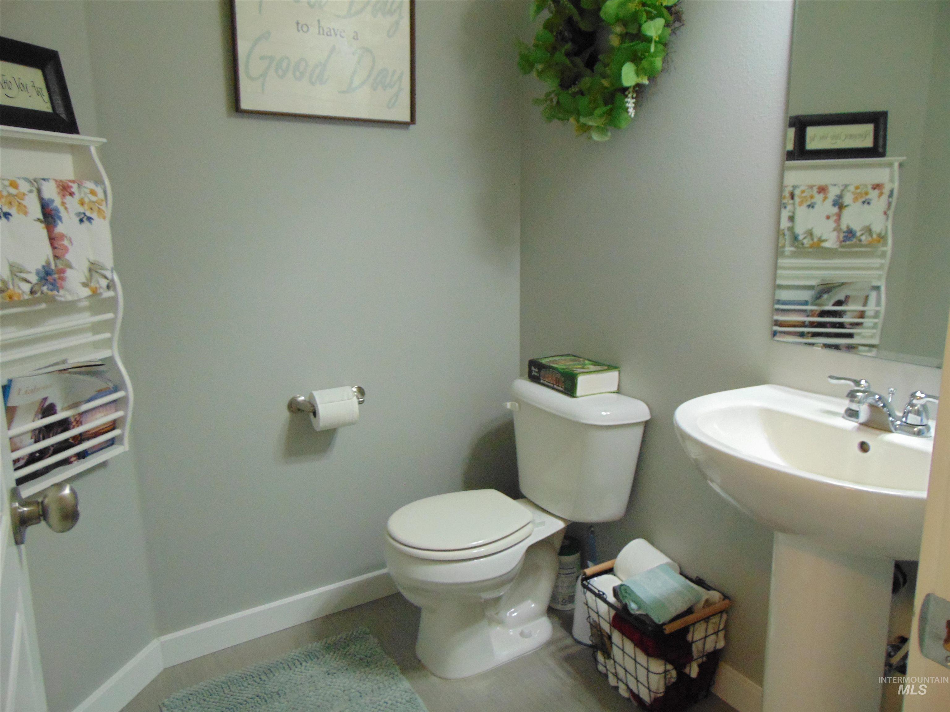 983 South Street, Vale, Oregon 97918, 4 Bedrooms, 2.5 Bathrooms, Residential For Sale, Price $524,900, 98976701