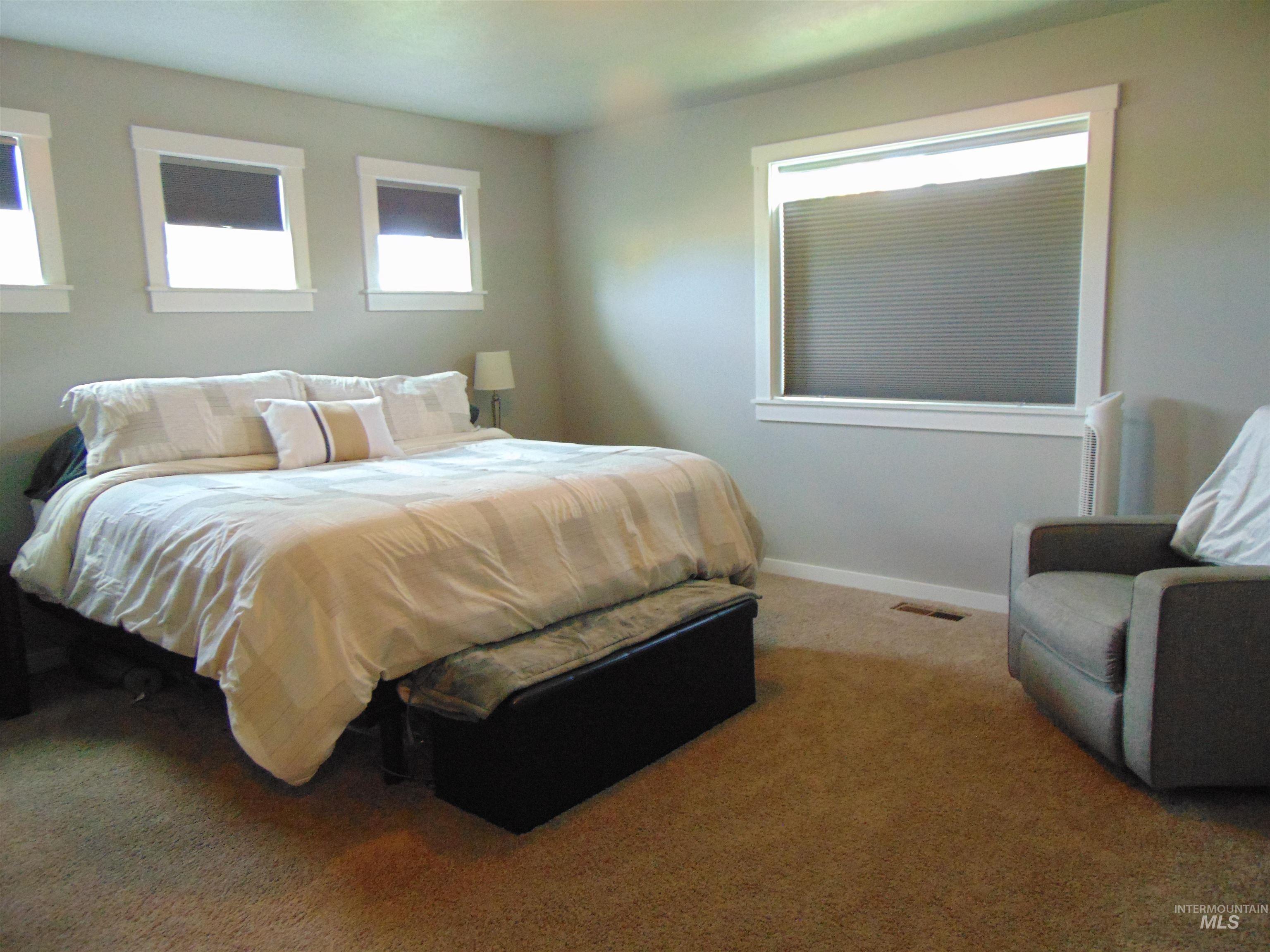 983 South Street, Vale, Oregon 97918, 4 Bedrooms, 2.5 Bathrooms, Residential For Sale, Price $524,900, 98976701