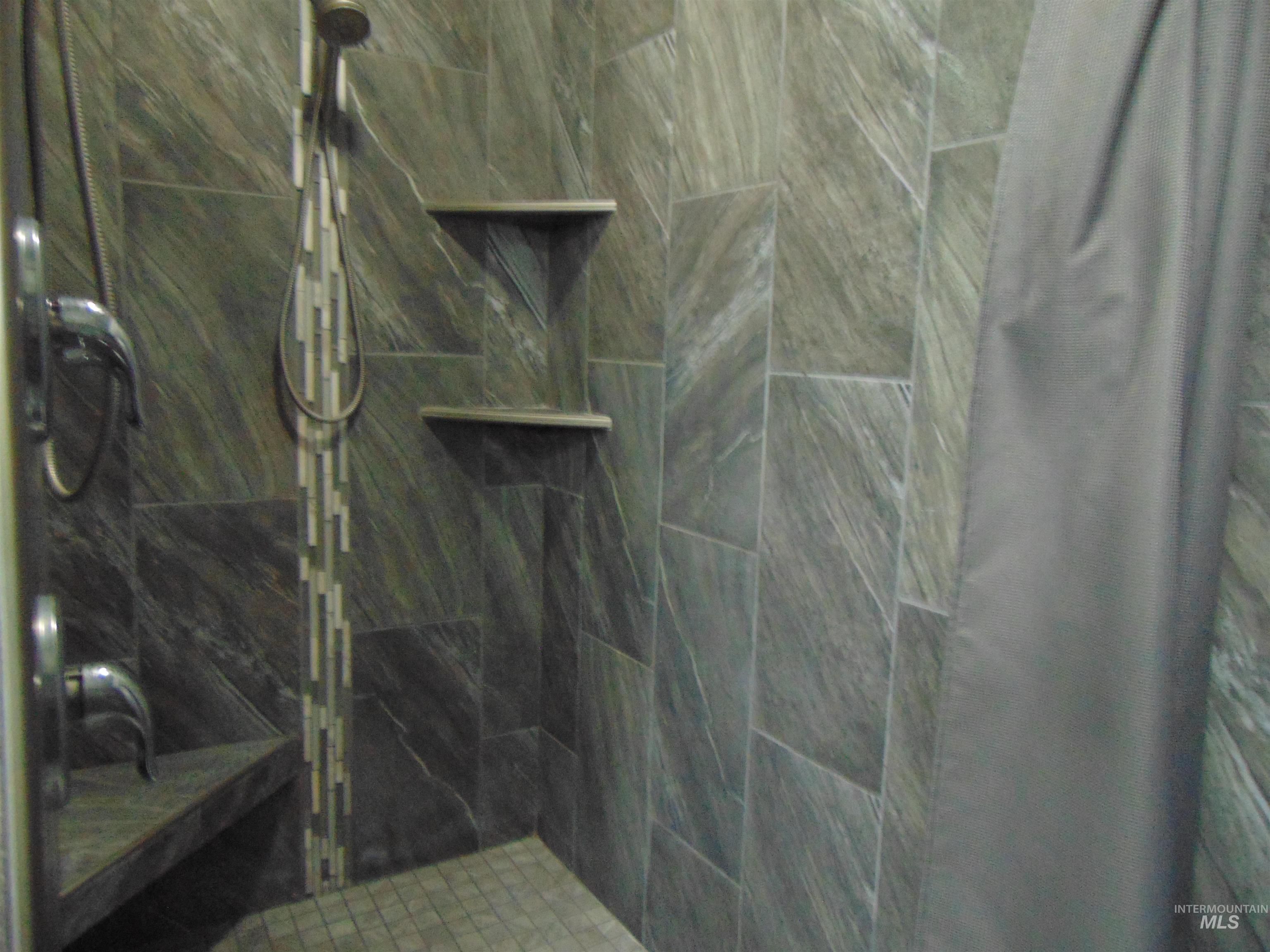 983 South Street, Vale, Oregon 97918, 4 Bedrooms, 2.5 Bathrooms, Residential For Sale, Price $524,900,MLS 98976701