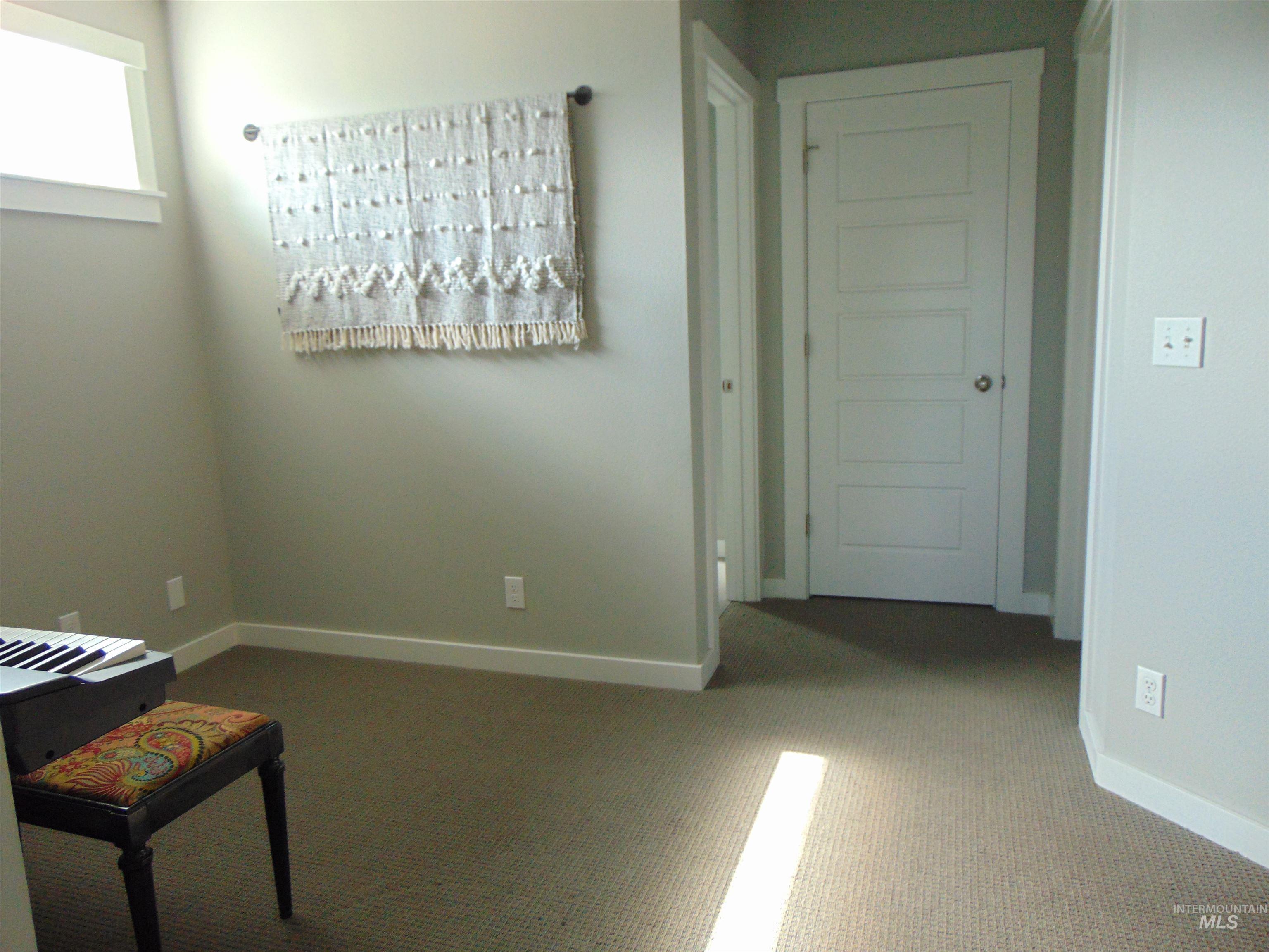 983 South Street, Vale, Oregon 97918, 4 Bedrooms, 2.5 Bathrooms, Residential For Sale, Price $524,900, 98976701