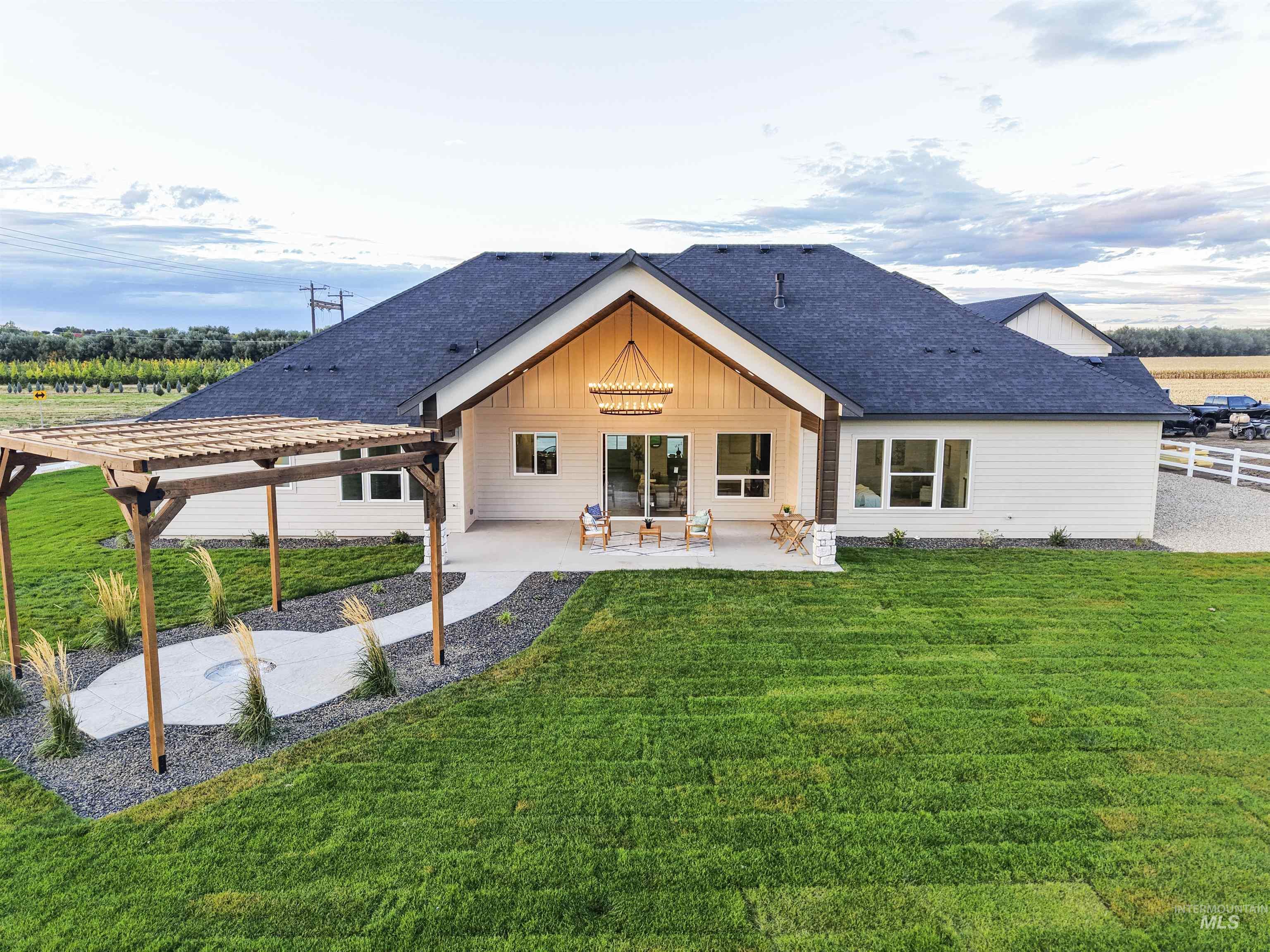 8991 Edna Lane, Middleton, Idaho 83644, 4 Bedrooms, 4.5 Bathrooms, Residential For Sale, Price $1,250,000, 98976704