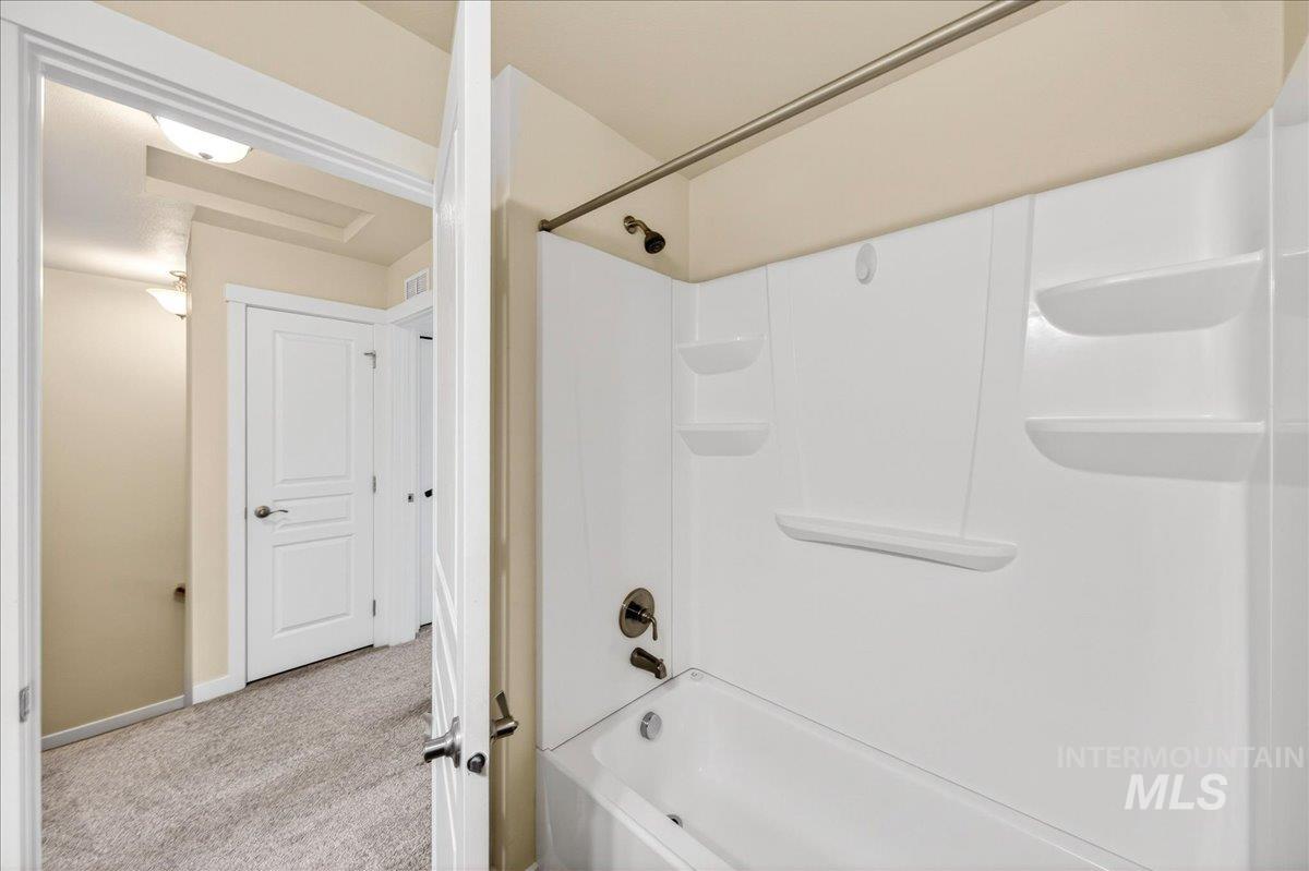 8758 W Pine Valley Ln, Boise, Idaho 83709-0020, 3 Bedrooms, 2.5 Bathrooms, Residential For Sale, Price $343,900,MLS 98976708