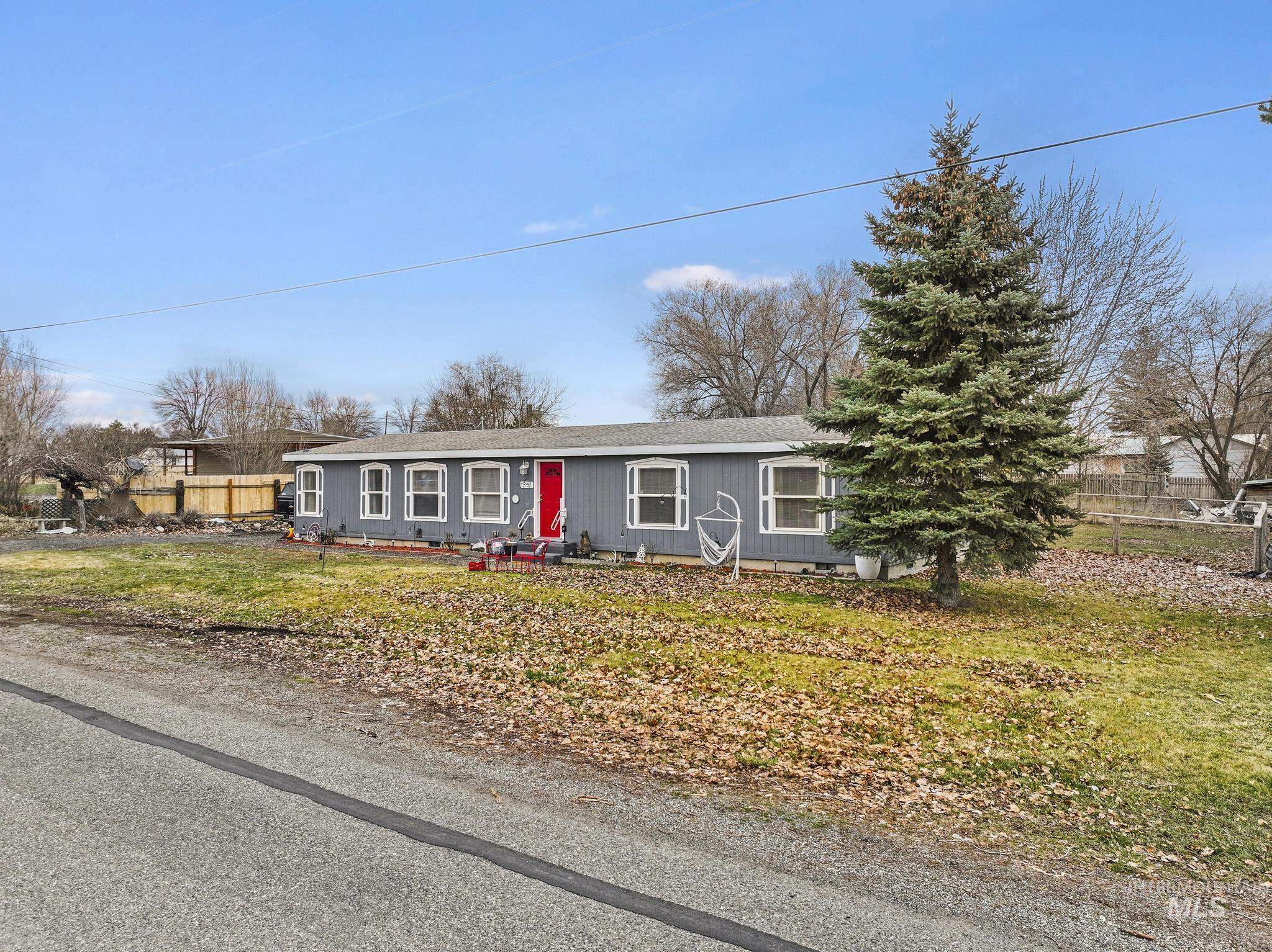 450 N Main Street, Dietrich, Idaho 83324, 4 Bedrooms, 2 Bathrooms, Residential For Sale, Price $269,900, 98976709