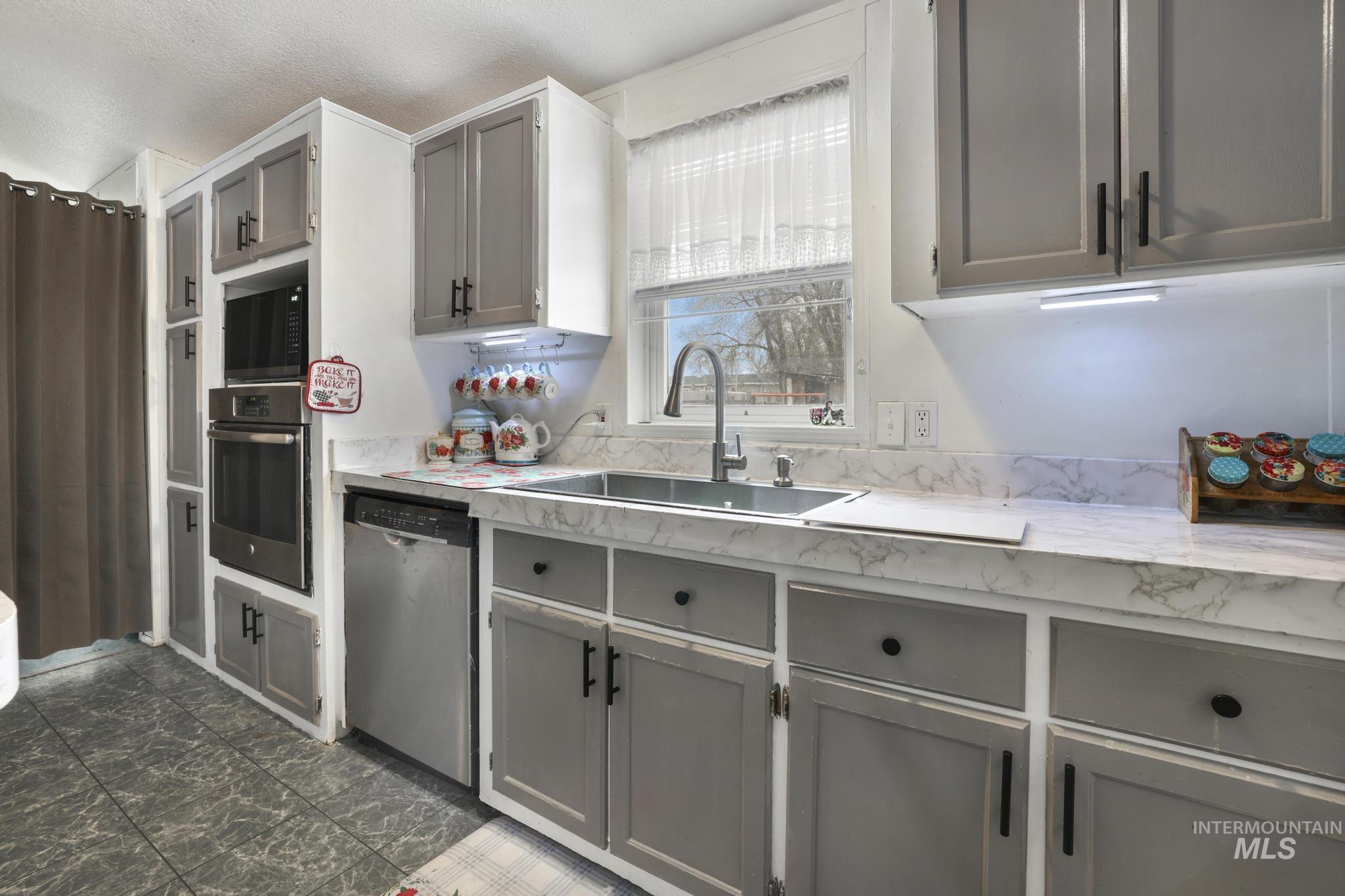 450 N Main Street, Dietrich, Idaho 83324, 4 Bedrooms, 2 Bathrooms, Residential For Sale, Price $269,900, 98976709