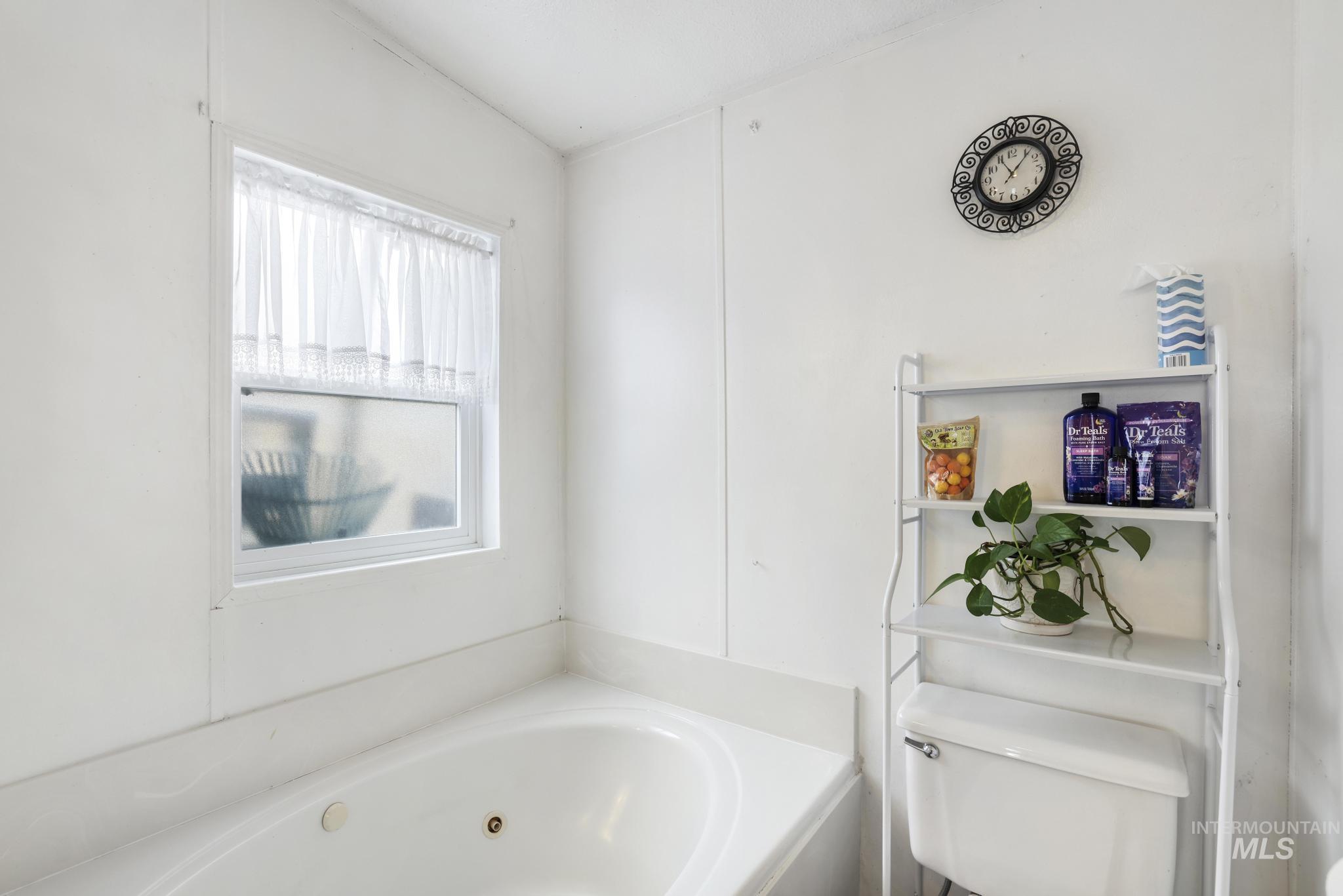 450 N Main Street, Dietrich, Idaho 83324, 4 Bedrooms, 2 Bathrooms, Residential For Sale, Price $269,900, 98976709