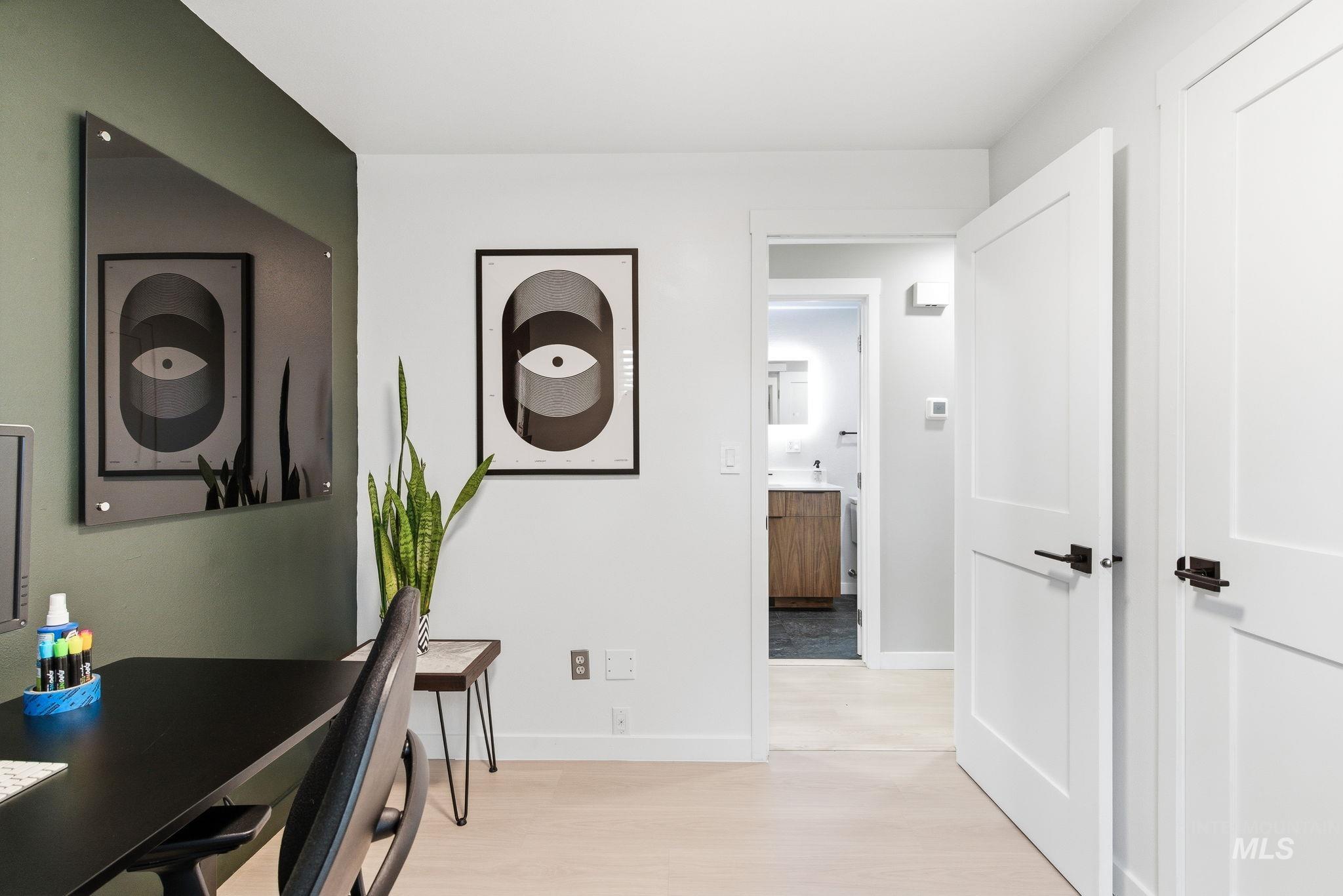 3921 W Taft St., Boise, Idaho 83703, 3 Bedrooms, 2 Bathrooms, Residential For Sale, Price $499,990, 98976710