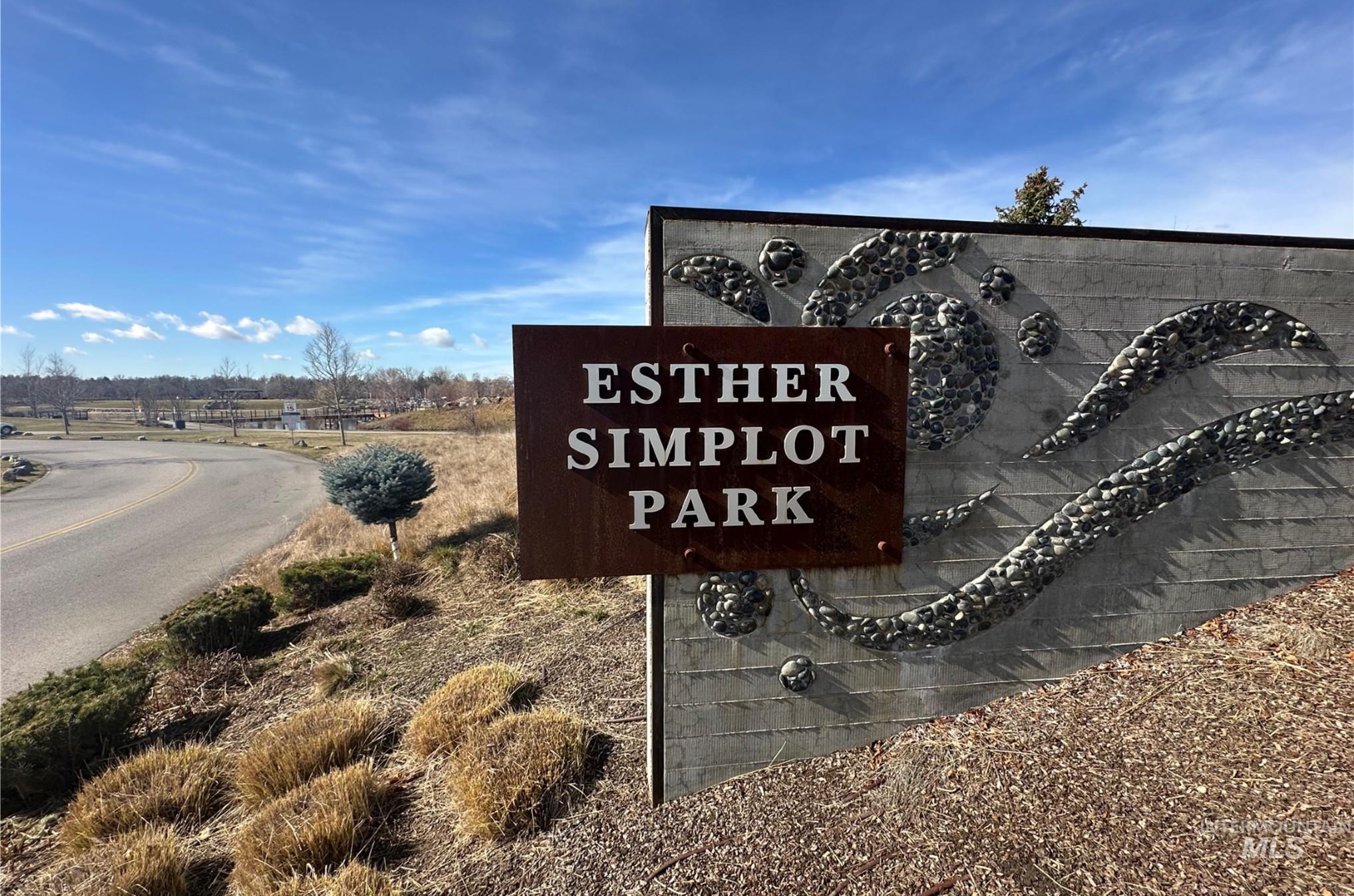 3921 W Taft St., Boise, Idaho 83703, 3 Bedrooms, 2 Bathrooms, Residential For Sale, Price $499,990, 98976710