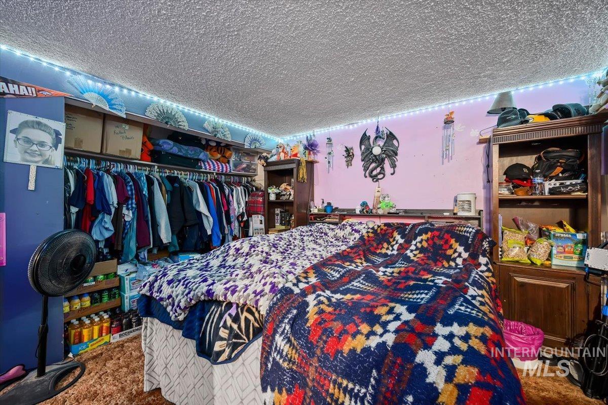 210 5Th Ave, Wendell, Idaho 83355, 3 Bedrooms, 1.5 Bathrooms, Residential For Sale, Price $260,000,MLS 98976711