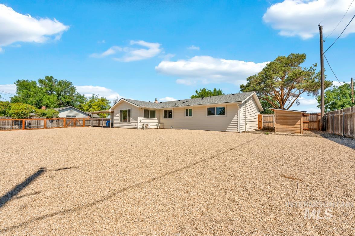 2155 W Waltman St, Meridian, Idaho 83642, 3 Bedrooms, 2 Bathrooms, Residential For Sale, Price $700,000, 98976713