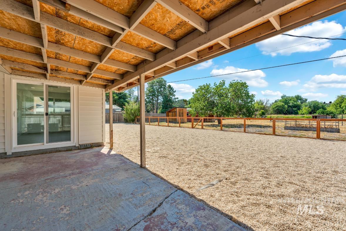 2155 W Waltman St, Meridian, Idaho 83642, 3 Bedrooms, 2 Bathrooms, Residential For Sale, Price $700,000, 98976713