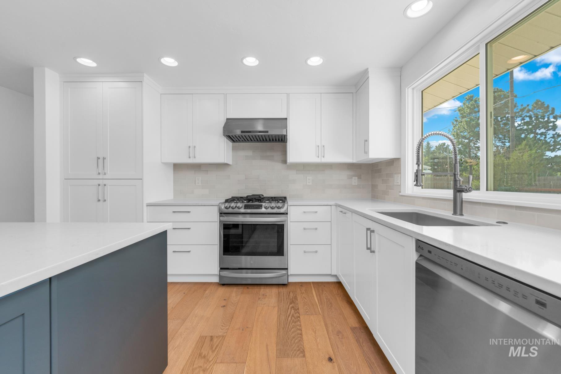 2155 W Waltman St, Meridian, Idaho 83642, 3 Bedrooms, 2 Bathrooms, Residential For Sale, Price $700,000, 98976713