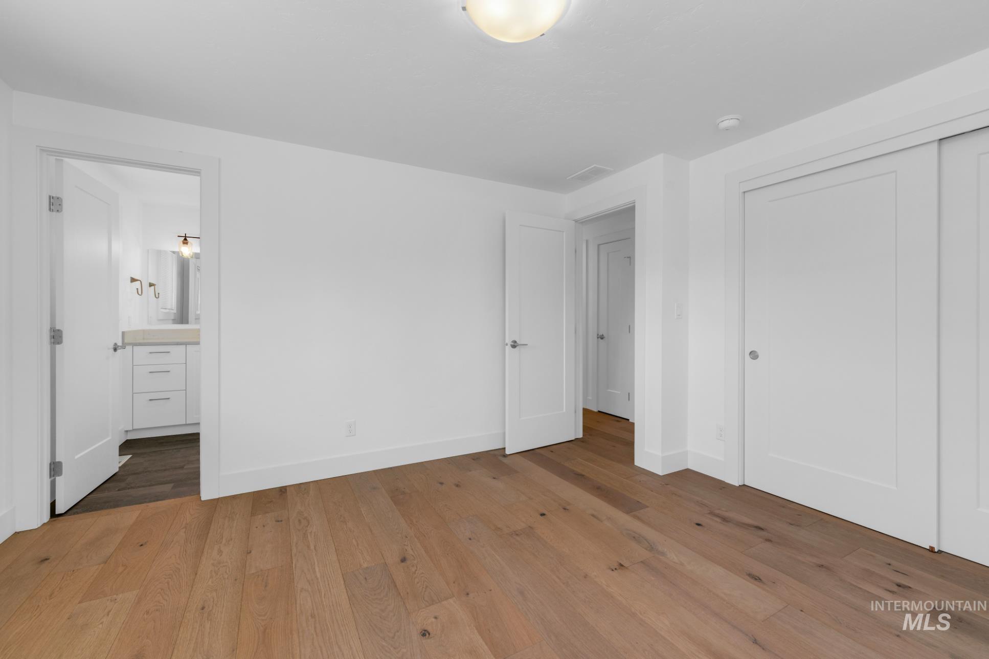 2155 W Waltman St, Meridian, Idaho 83642, 3 Bedrooms, 2 Bathrooms, Residential For Sale, Price $700,000, 98976713