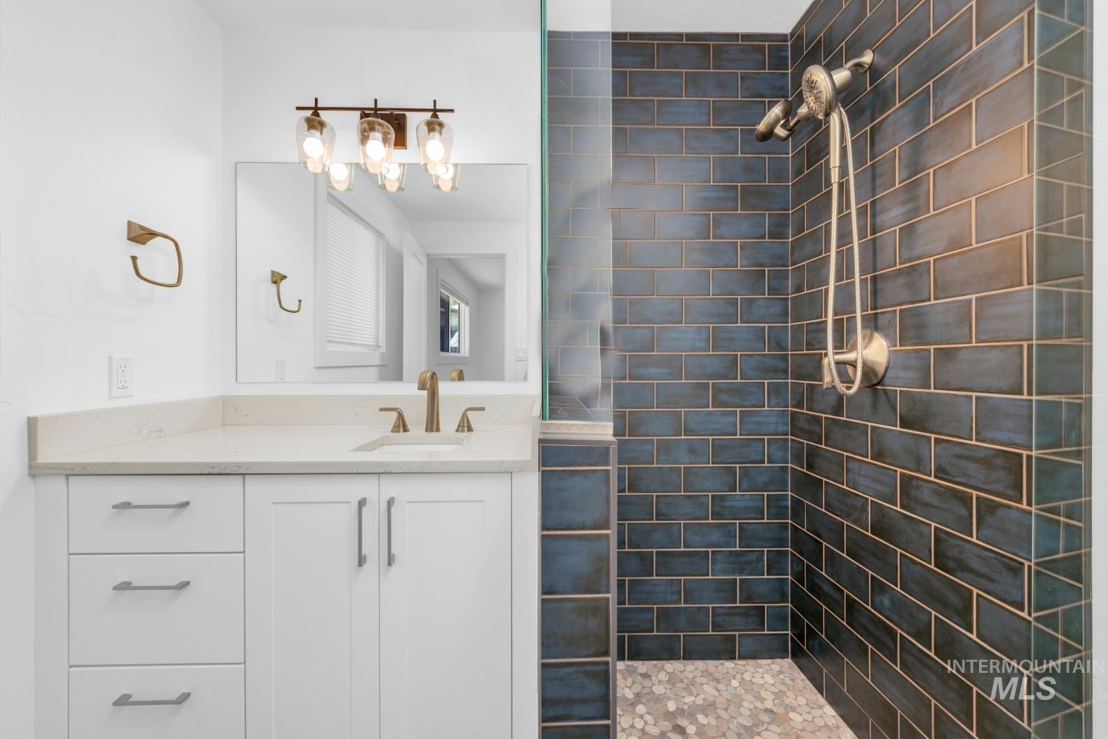 2155 W Waltman St, Meridian, Idaho 83642, 3 Bedrooms, 2 Bathrooms, Residential For Sale, Price $700,000, 98976713