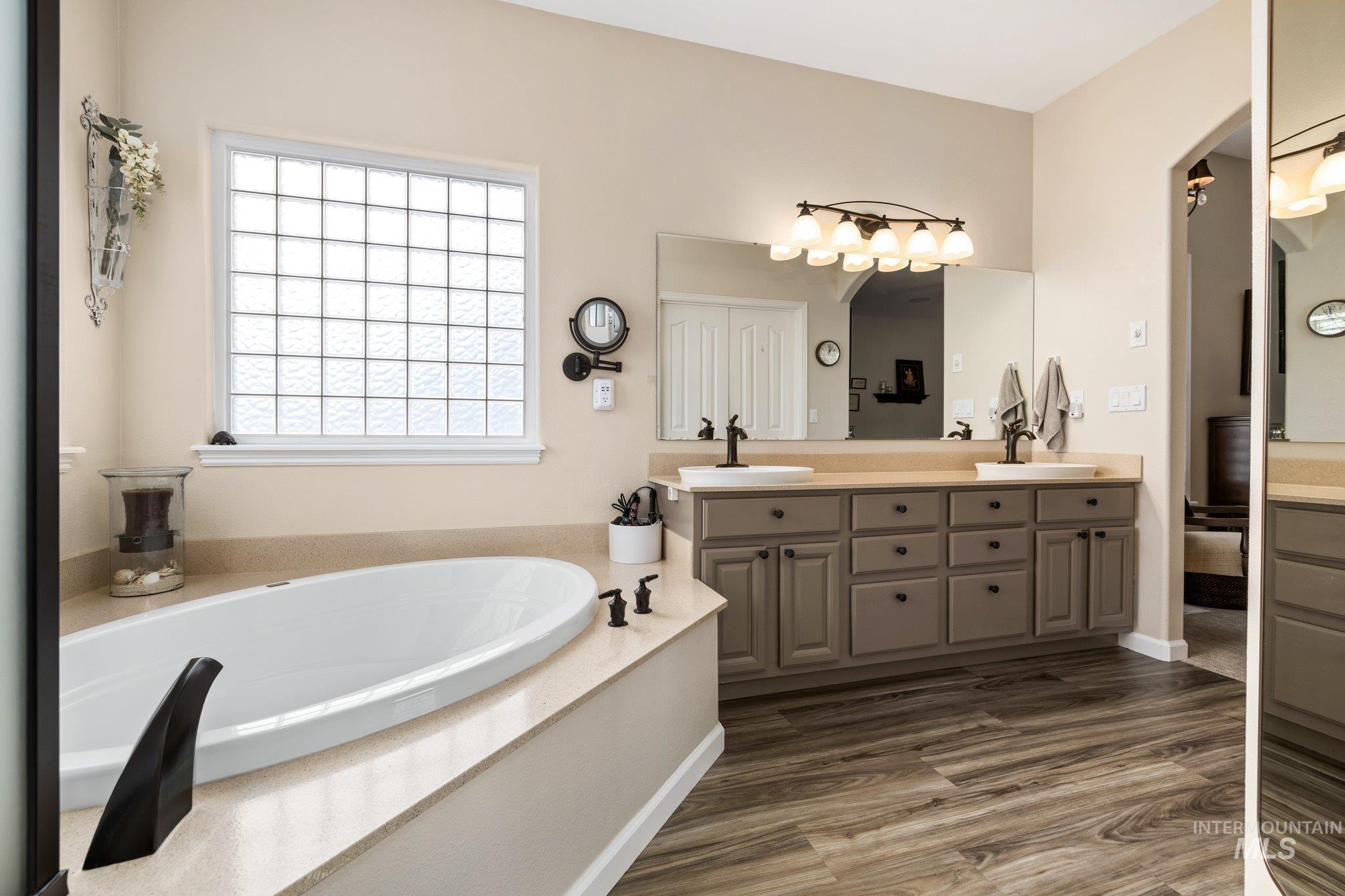 3399 W Kirkam Ln, Meridian, Idaho 83646, 4 Bedrooms, 2 Bathrooms, Residential For Sale, Price $629,000, 98976714