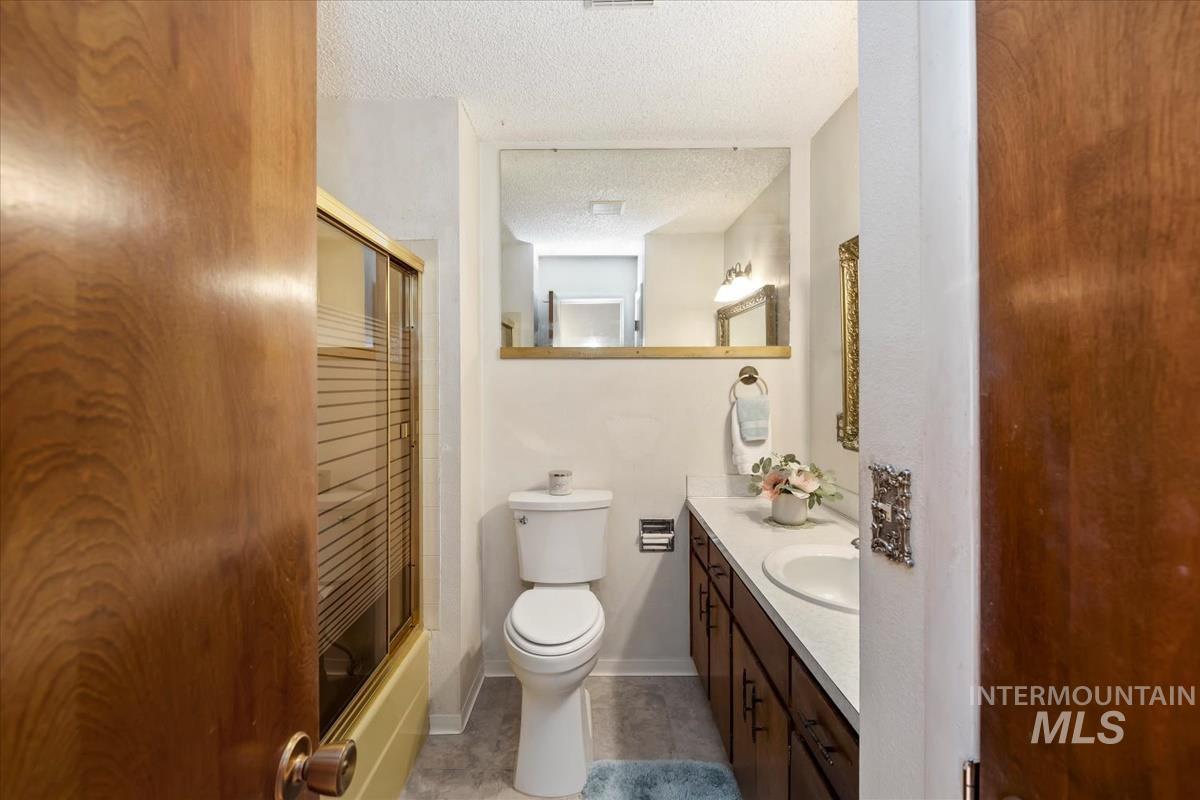 11842 Wilma Ln, Nampa, Idaho 83651, 3 Bedrooms, 2 Bathrooms, Residential For Sale, Price $399,900, 98976719