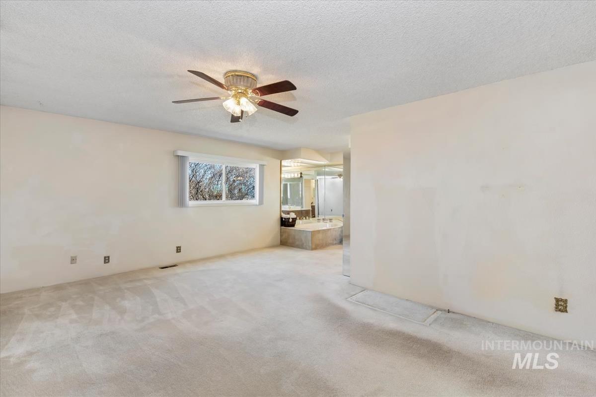 11842 Wilma Ln, Nampa, Idaho 83651, 3 Bedrooms, 2 Bathrooms, Residential For Sale, Price $399,900, 98976719