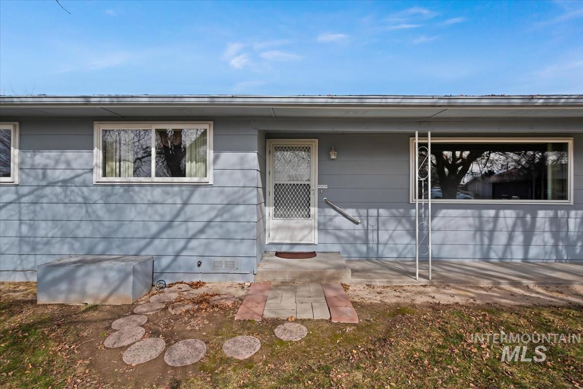 11842 Wilma Ln, Nampa, Idaho 83651, 3 Bedrooms, 2 Bathrooms, Residential For Sale, Price $399,900, 98976719