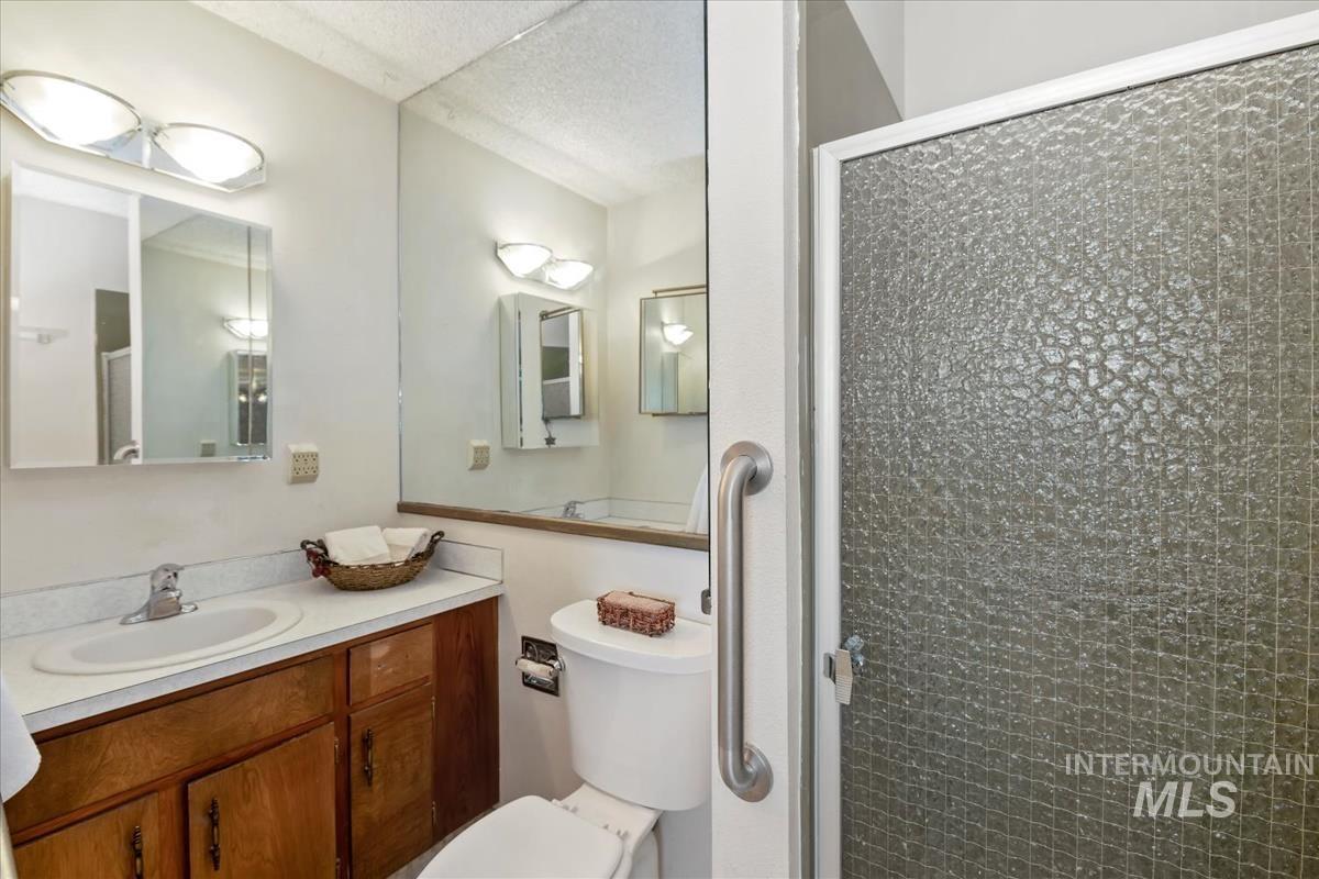 11842 Wilma Ln, Nampa, Idaho 83651, 3 Bedrooms, 2 Bathrooms, Residential For Sale, Price $399,900, 98976719