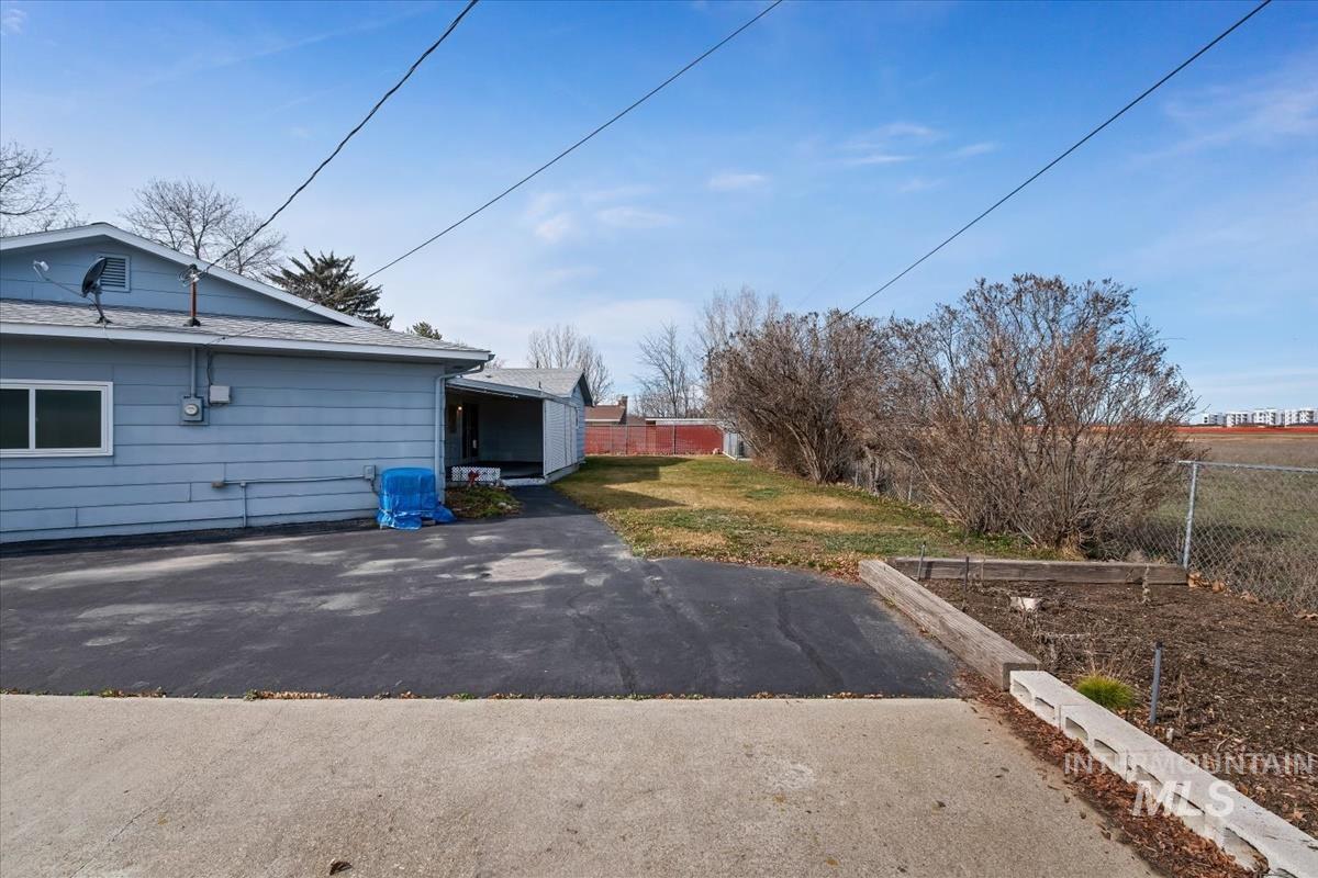 11842 Wilma Ln, Nampa, Idaho 83651, 3 Bedrooms, 2 Bathrooms, Residential For Sale, Price $399,900, 98976719