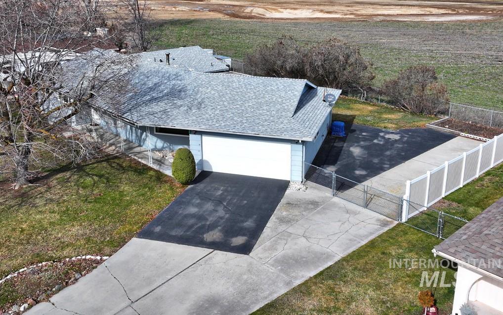 11842 Wilma Ln, Nampa, Idaho 83651, 3 Bedrooms, 2 Bathrooms, Residential For Sale, Price $399,900, 98976719