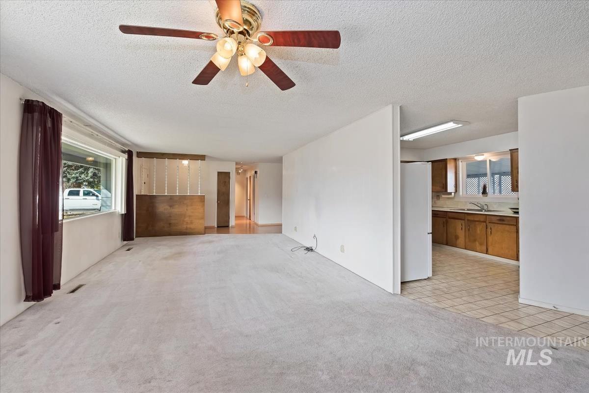 11842 Wilma Ln, Nampa, Idaho 83651, 3 Bedrooms, 2 Bathrooms, Residential For Sale, Price $399,900, 98976719