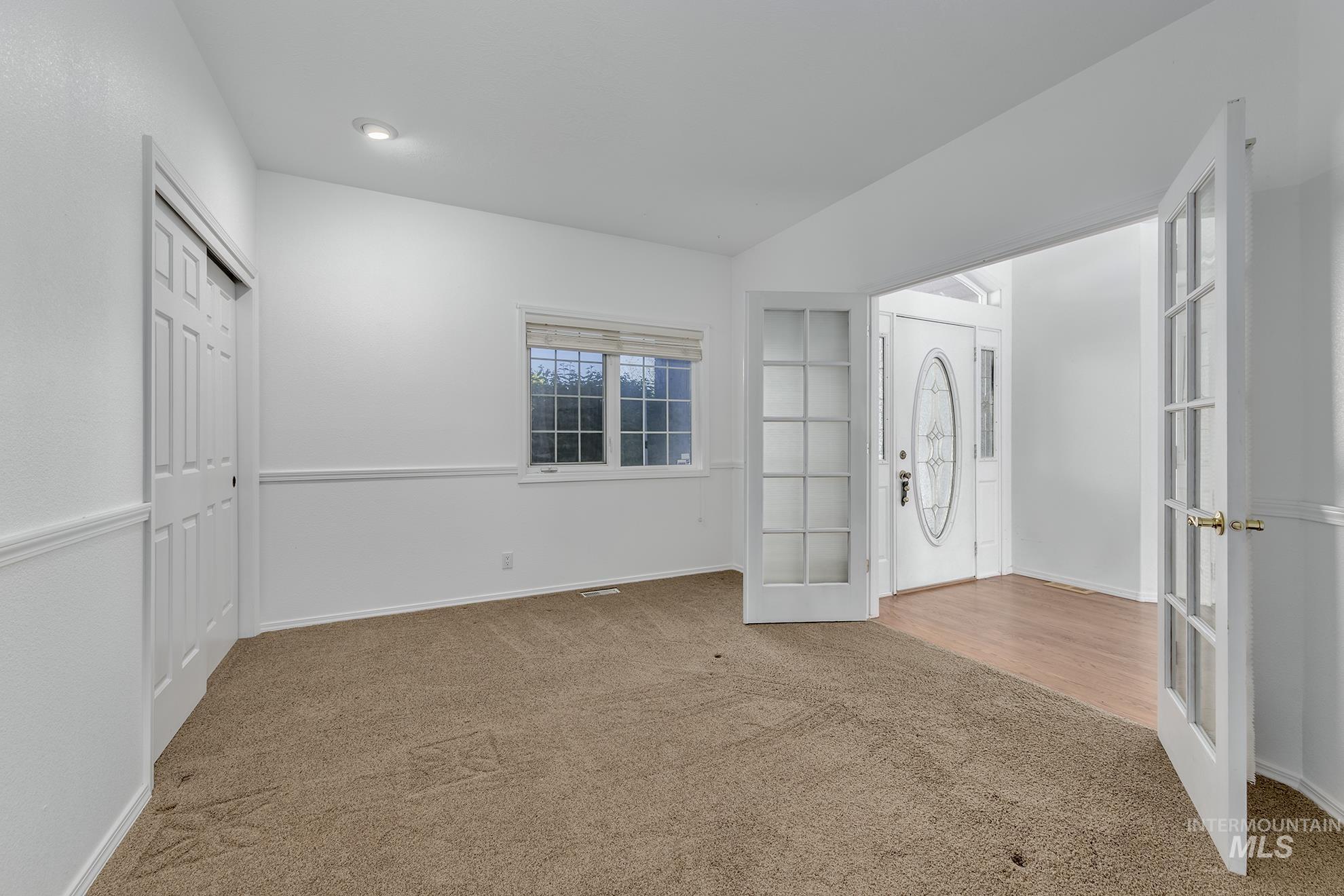 49 NW 19th St, Ontario, Oregon 97914, 4 Bedrooms, 3 Bathrooms, Residential For Sale, Price $475,000, 98976720