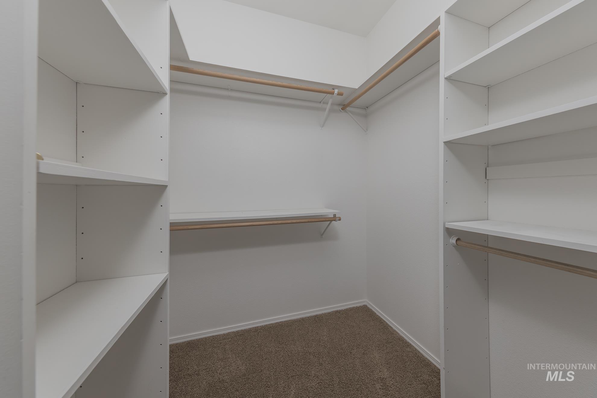 49 NW 19th St, Ontario, Oregon 97914, 4 Bedrooms, 3 Bathrooms, Residential For Sale, Price $475,000, 98976720