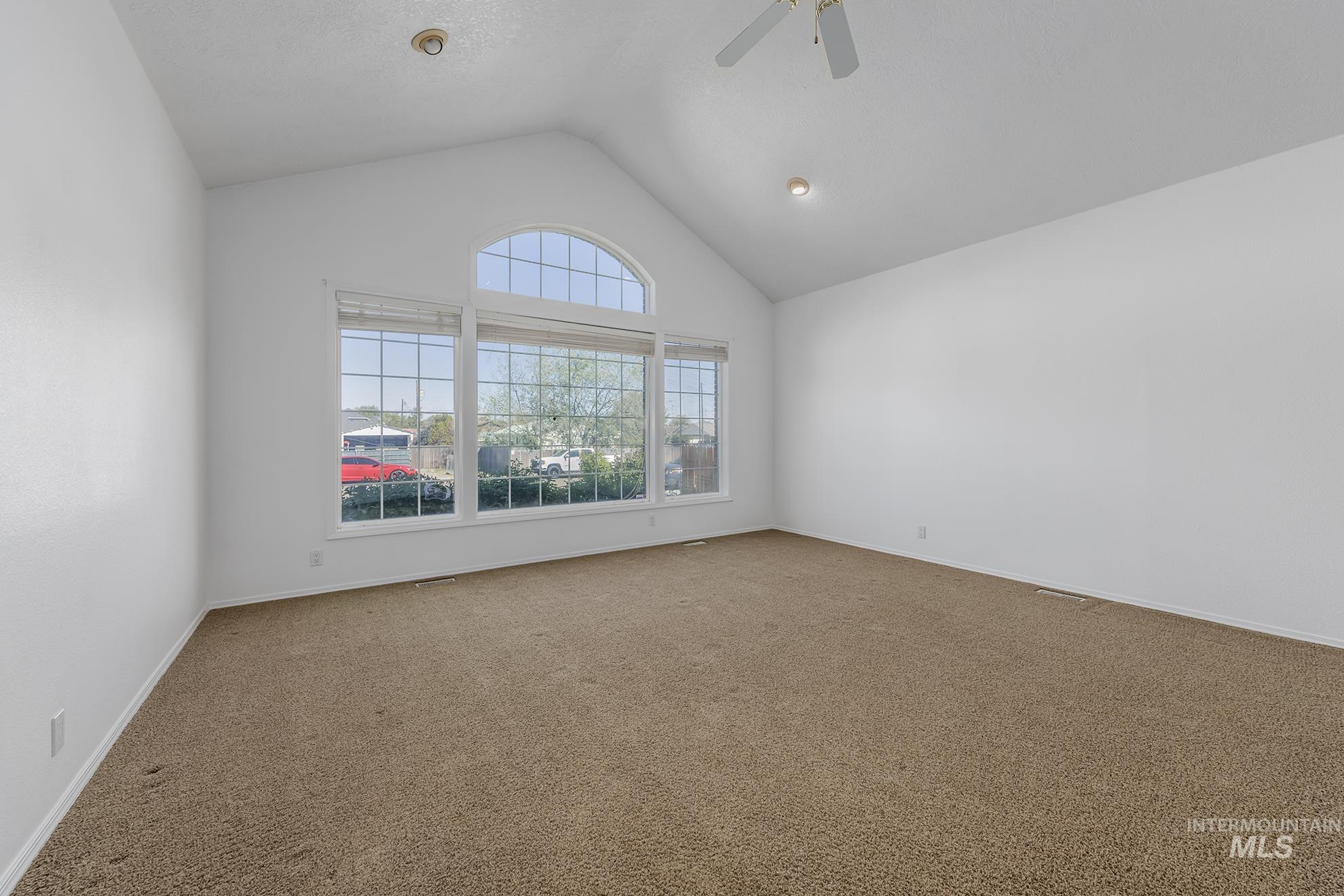 49 NW 19th St, Ontario, Oregon 97914, 4 Bedrooms, 3 Bathrooms, Residential For Sale, Price $475,000, 98976720