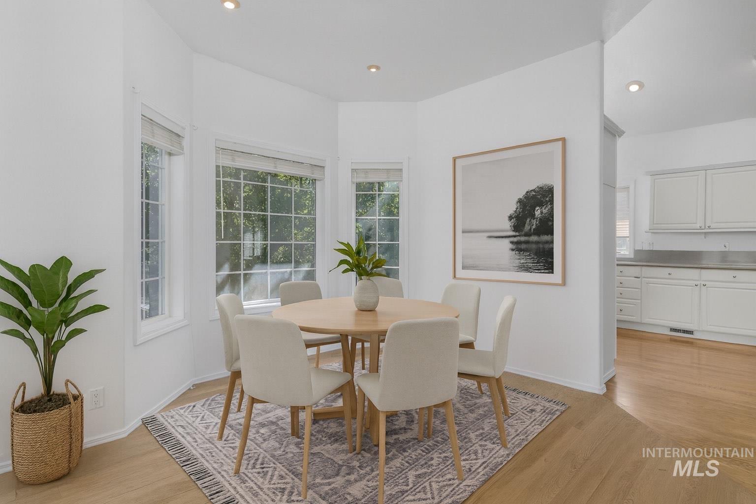 49 NW 19th St, Ontario, Oregon 97914, 4 Bedrooms, 3 Bathrooms, Residential For Sale, Price $475,000, 98976720