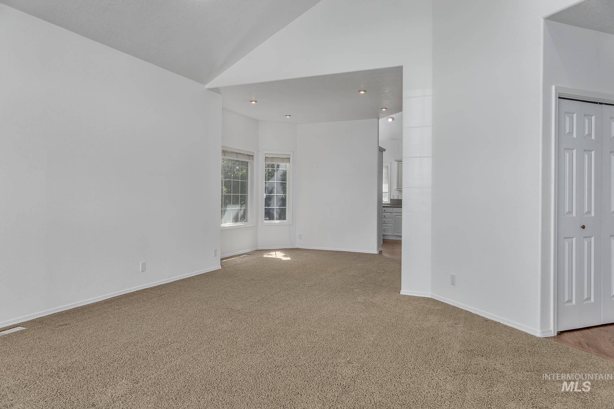 49 NW 19th St, Ontario, Oregon 97914, 4 Bedrooms, 3 Bathrooms, Residential For Sale, Price $475,000, 98976720