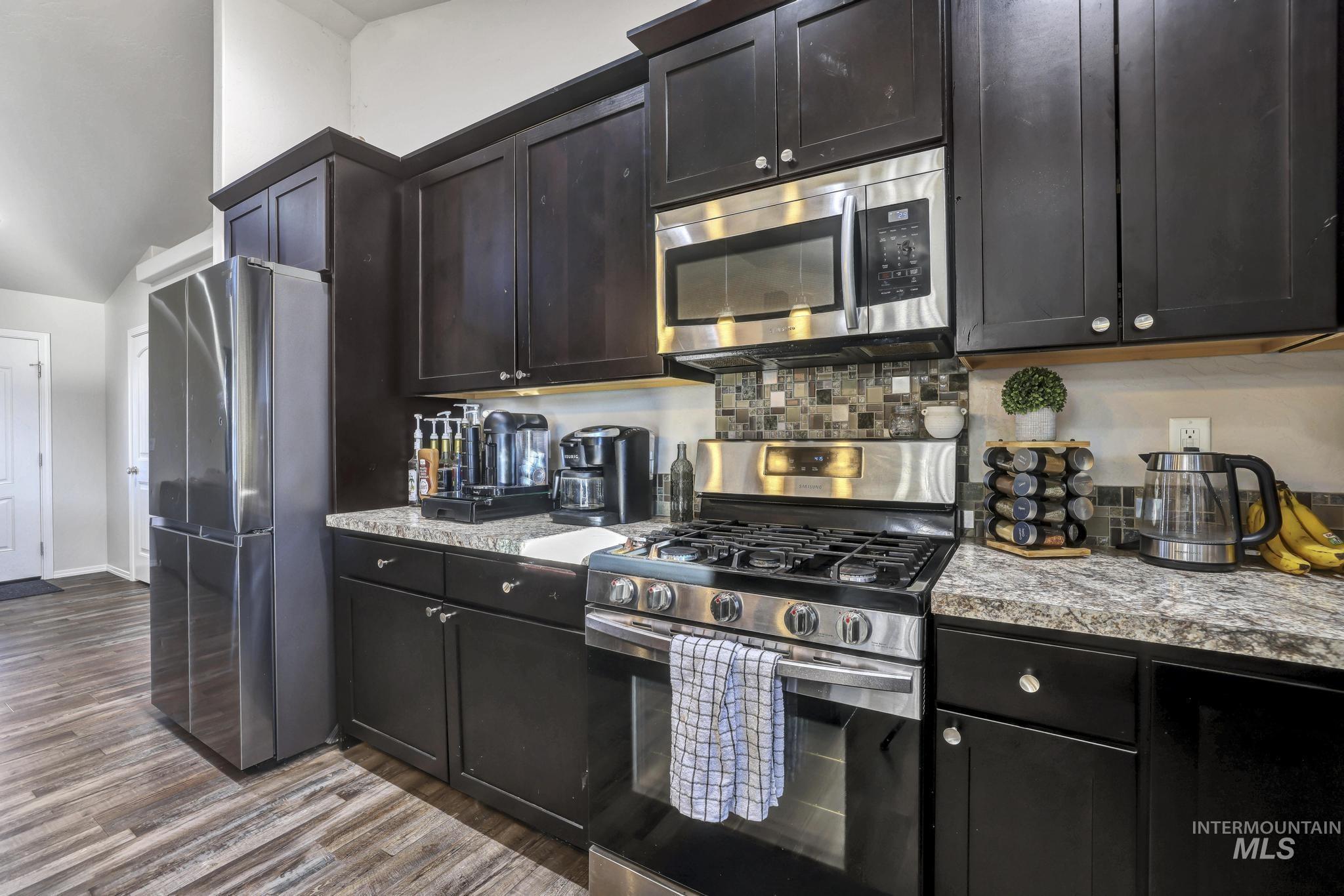 113 Riverview Drive, Shoshone, Idaho 83352, 3 Bedrooms, 2 Bathrooms, Residential For Sale, Price $365,000, 98976721