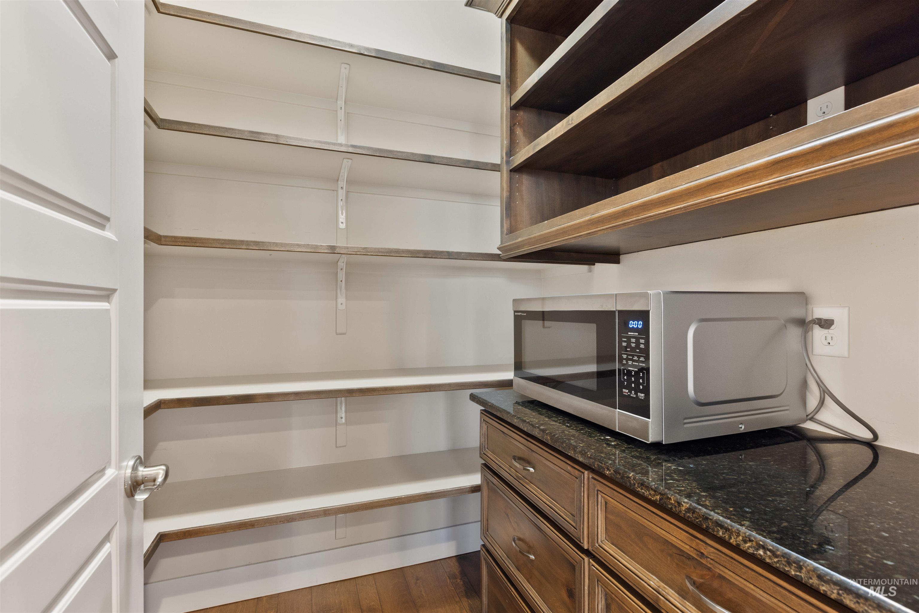 18018 N Streams Edge Way, Boise, Idaho 83714, 5 Bedrooms, 4 Bathrooms, Residential For Sale, Price $849,000, 98976723