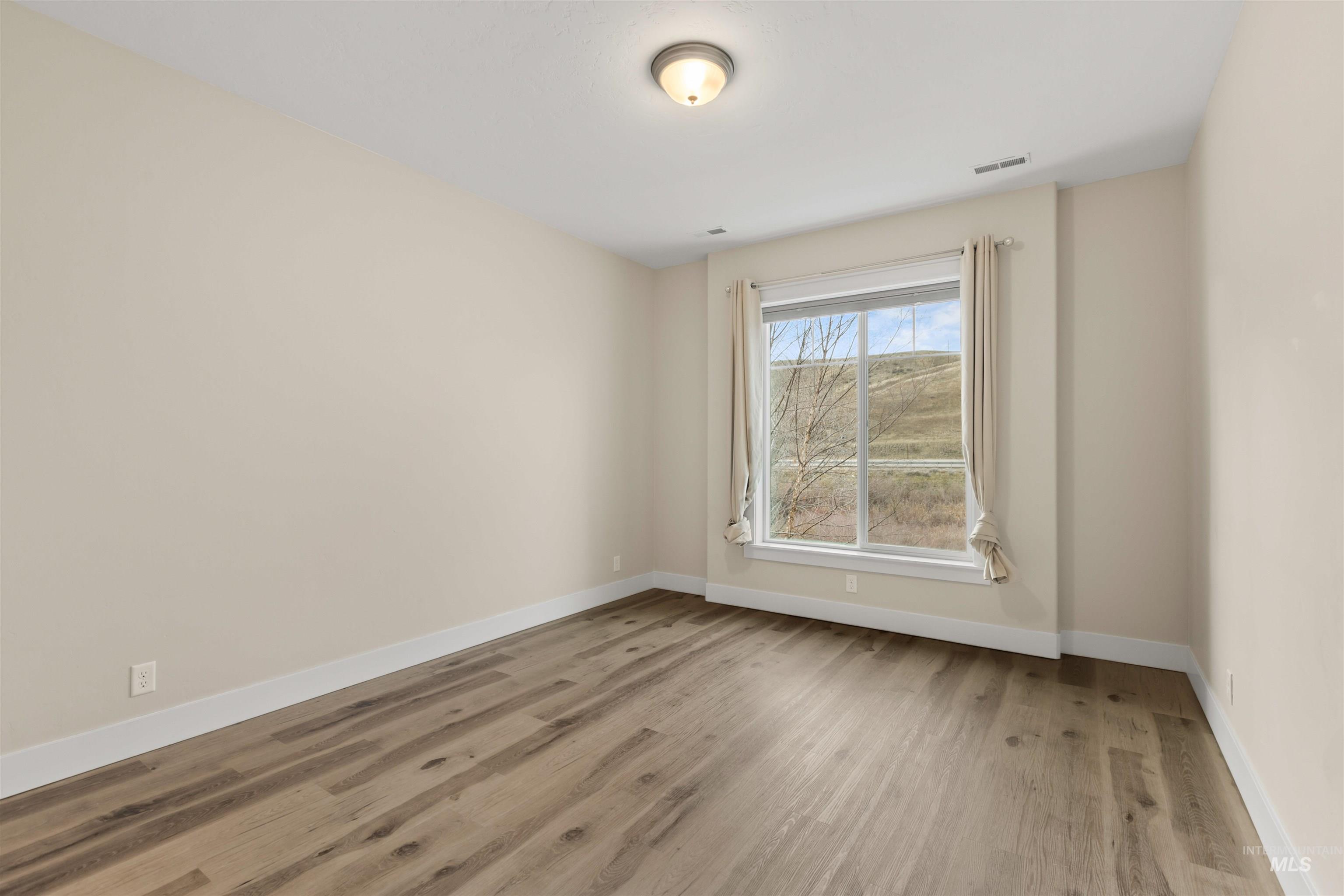 18018 N Streams Edge Way, Boise, Idaho 83714, 5 Bedrooms, 4 Bathrooms, Residential For Sale, Price $849,000, 98976723