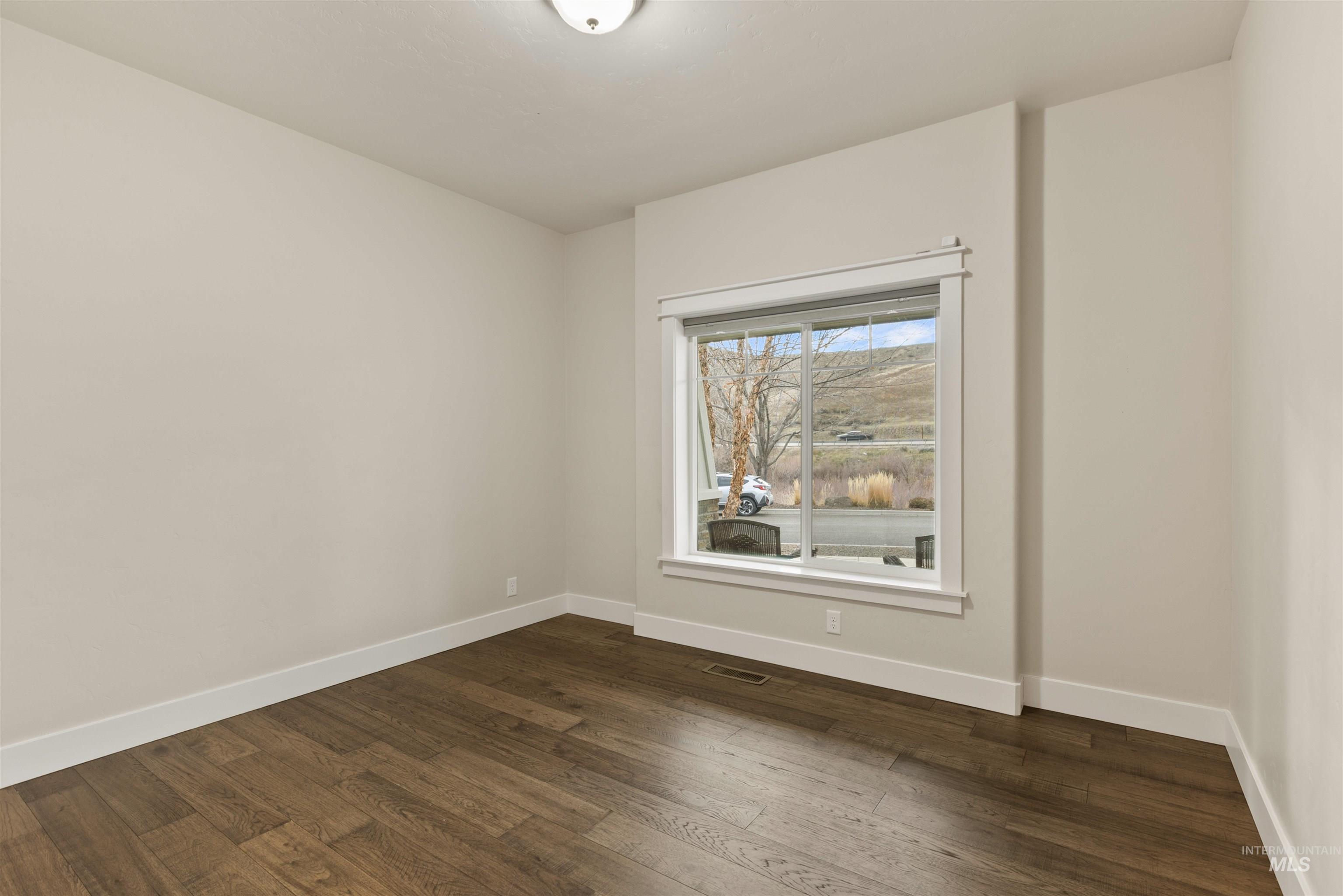 18018 N Streams Edge Way, Boise, Idaho 83714, 5 Bedrooms, 4 Bathrooms, Residential For Sale, Price $849,000, 98976723